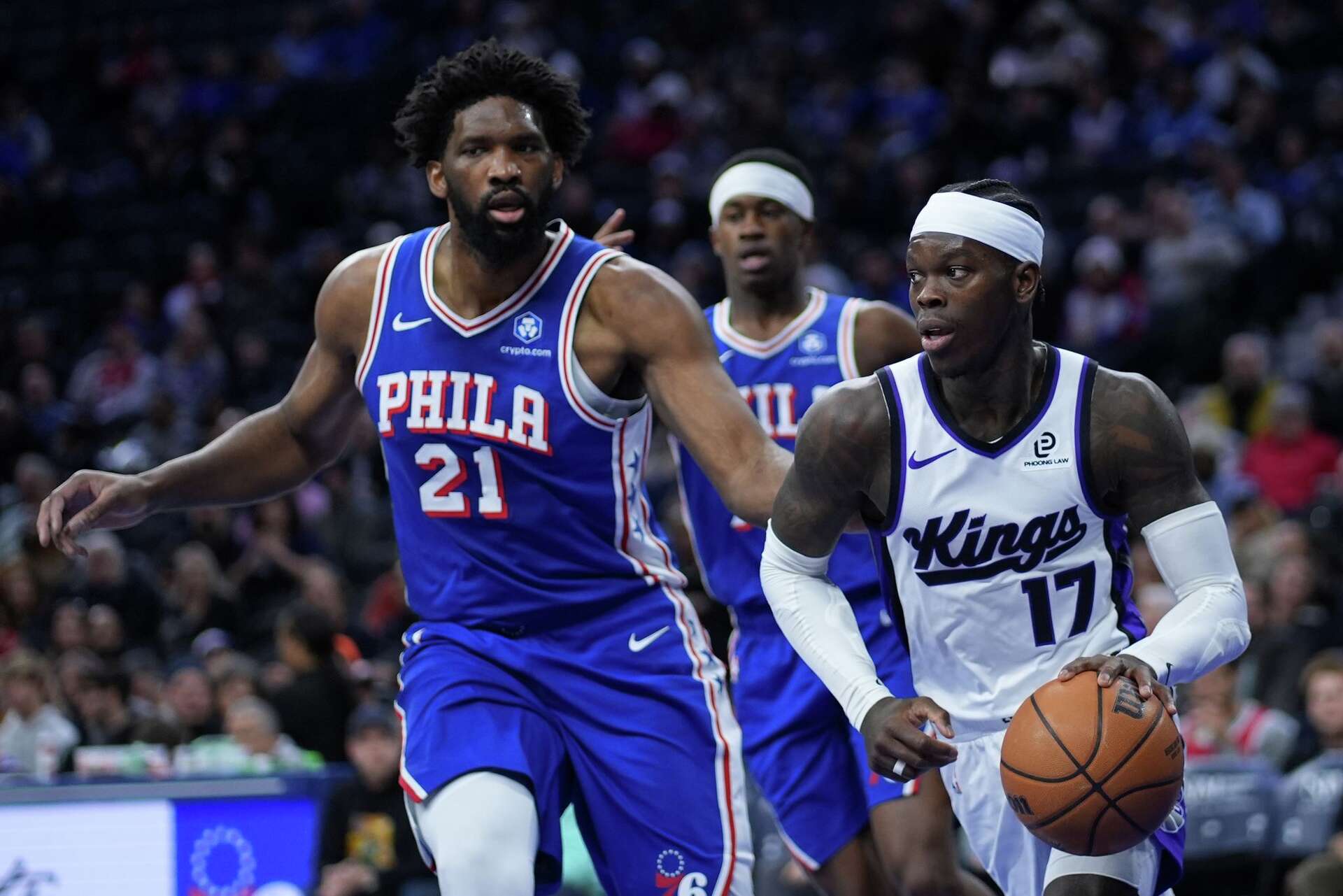 Maxey scores 40 points and hits winning layup with 1.3 seconds left to lead  76ers over Kings 113-111