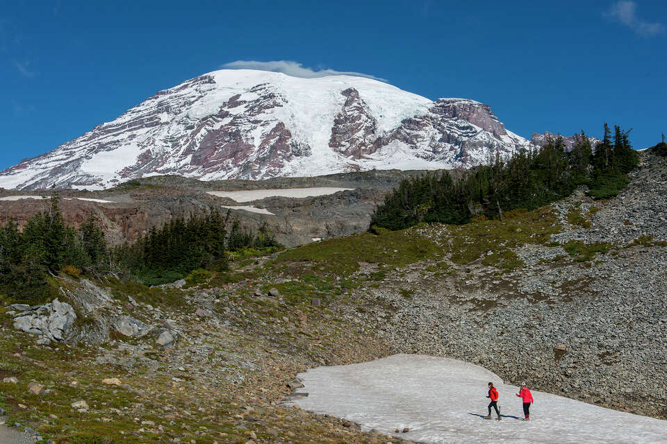 Recent deaths underscore hidden risks at Mount Rainier National Park