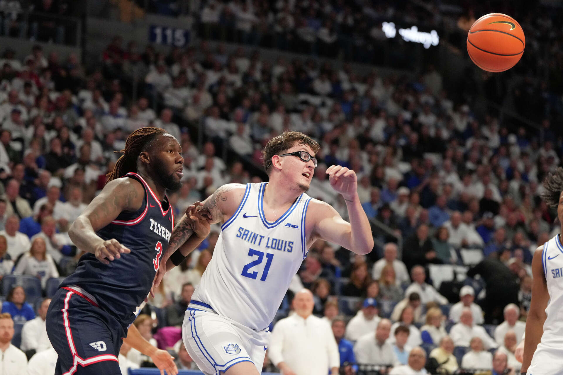 Billikens coach Josh Schertz shares shots at St. Louis bar after win