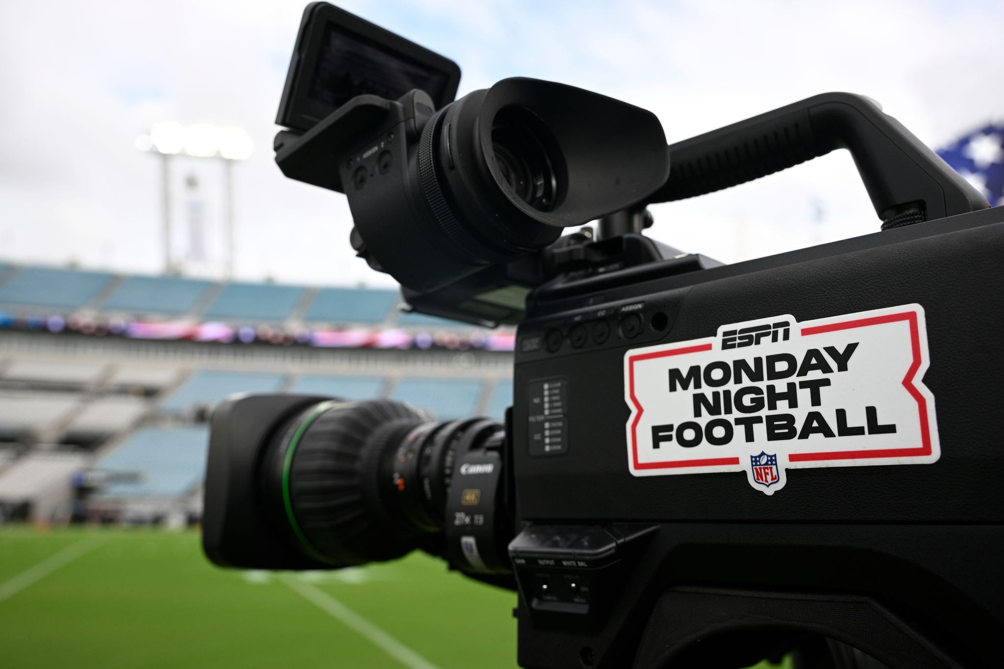 ESPN cierra acuerdo sobre NFL Network y derechos de RedZone, dando a la ...