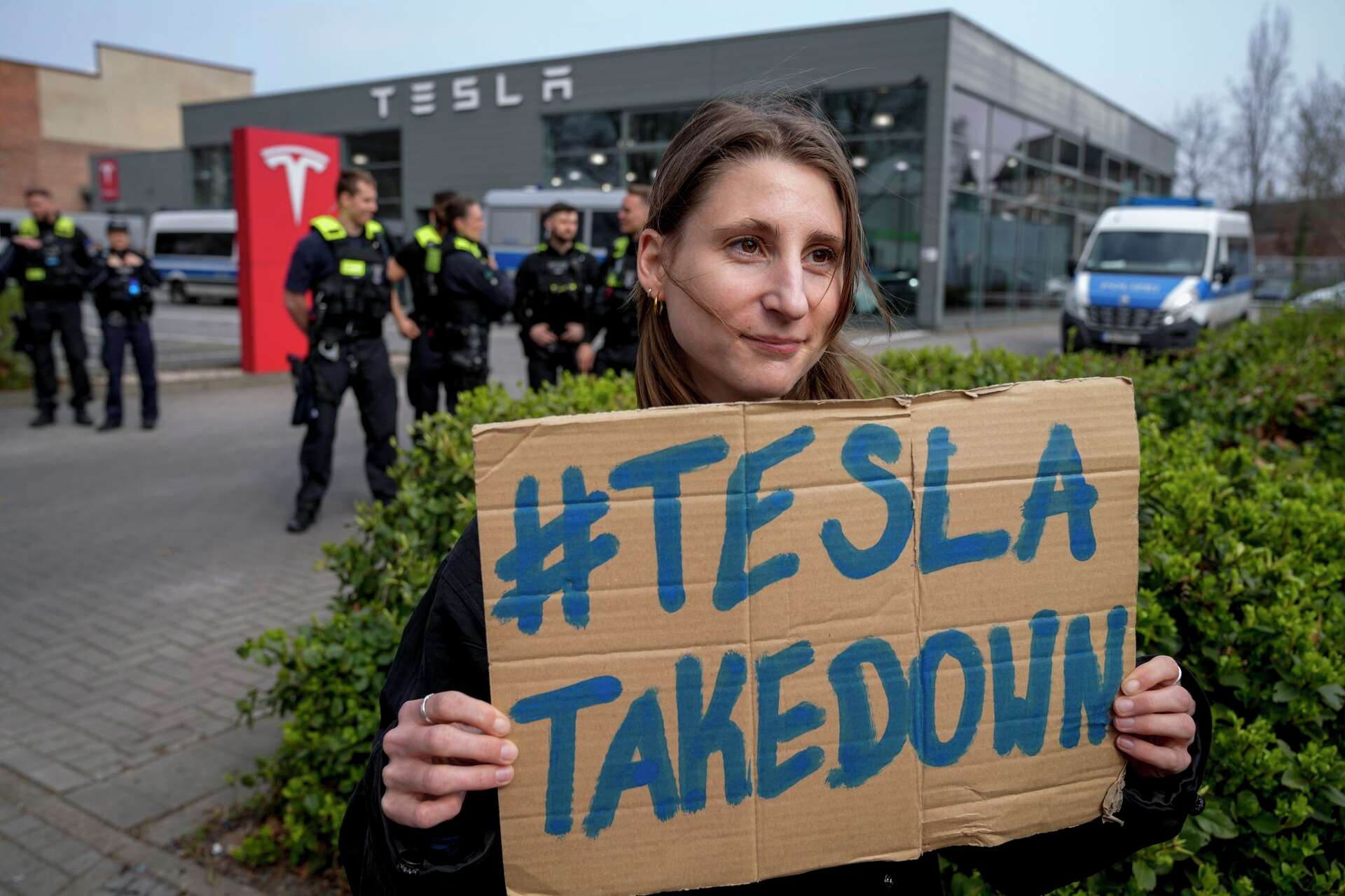 Protesters at Tesla showrooms decry Musk's purge of US government