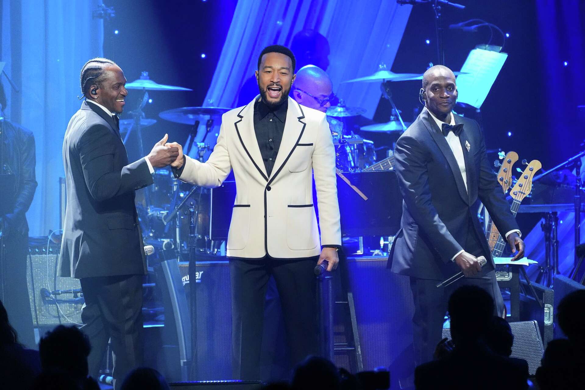 HUNTR/X, Art Garfunkel, Clipse and more light up pre-Grammy gala