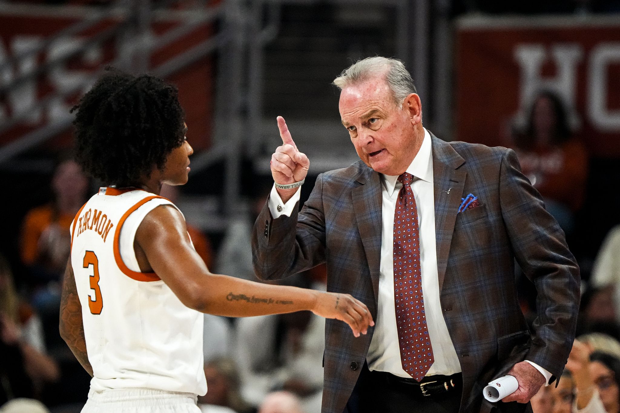 Golden: How focused Texas basketball stifled Oklahoma, Aaliyah Chavez