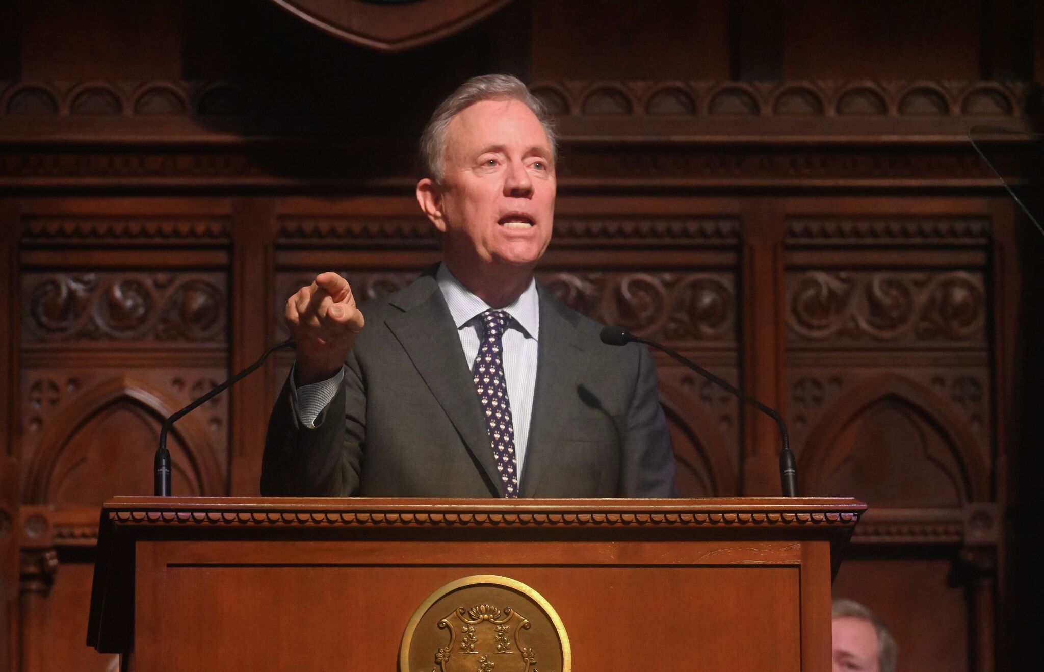 Deal reached for 45,000 Connecticut state employees with 2.5% raises