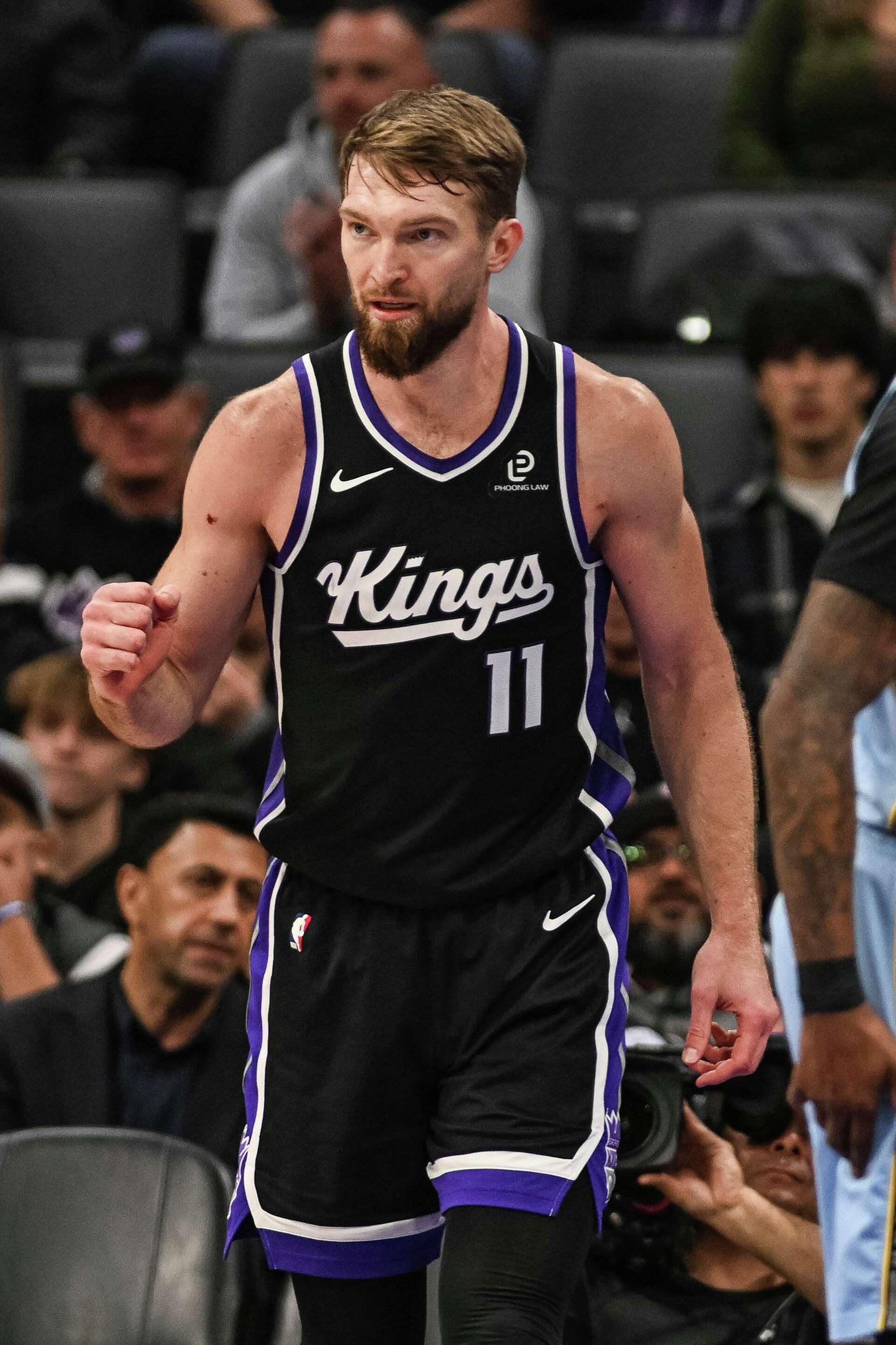 Domantas Sabonis in Sacramento Kings uniform
