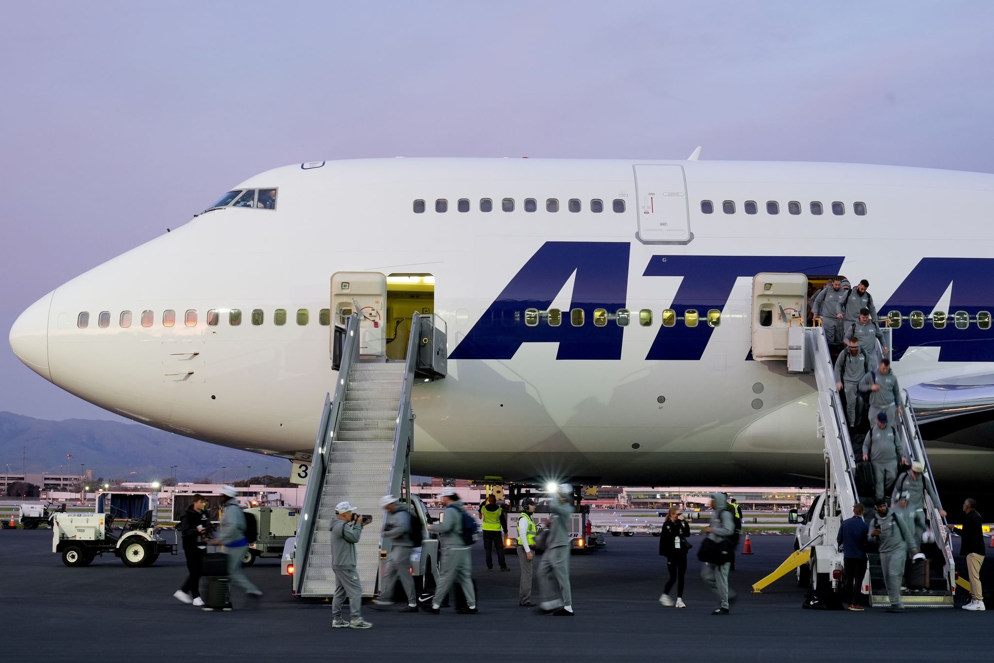 Look at the aircraft the Patriots and Seahawks flew to Super Bowl 60
