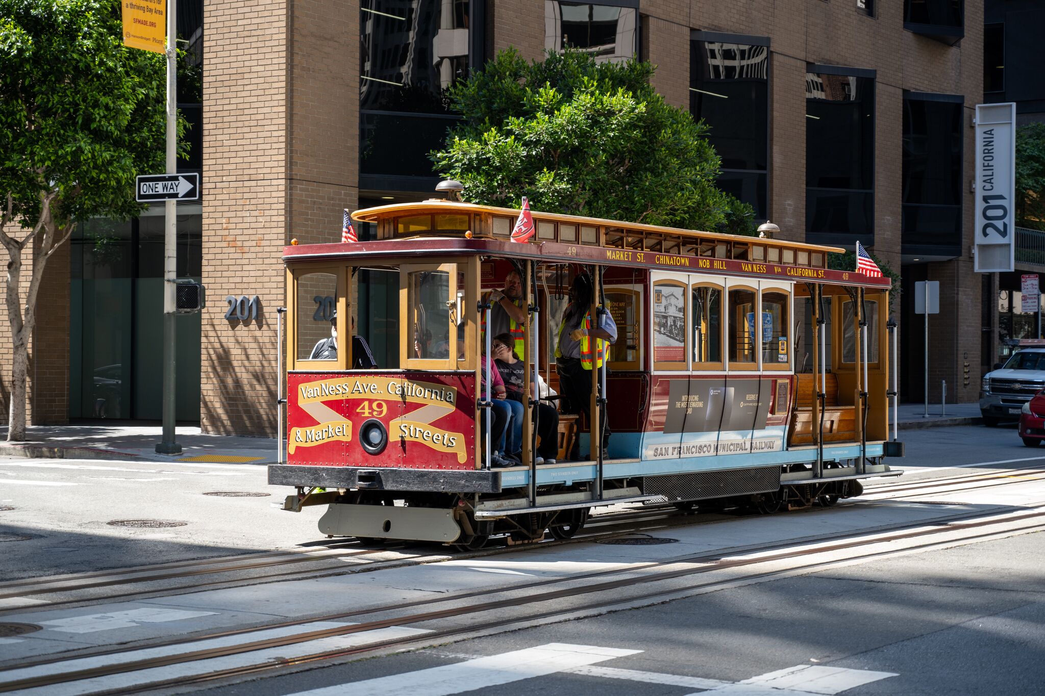 Super Bowl cable car ad plays fast and loose with SF geography