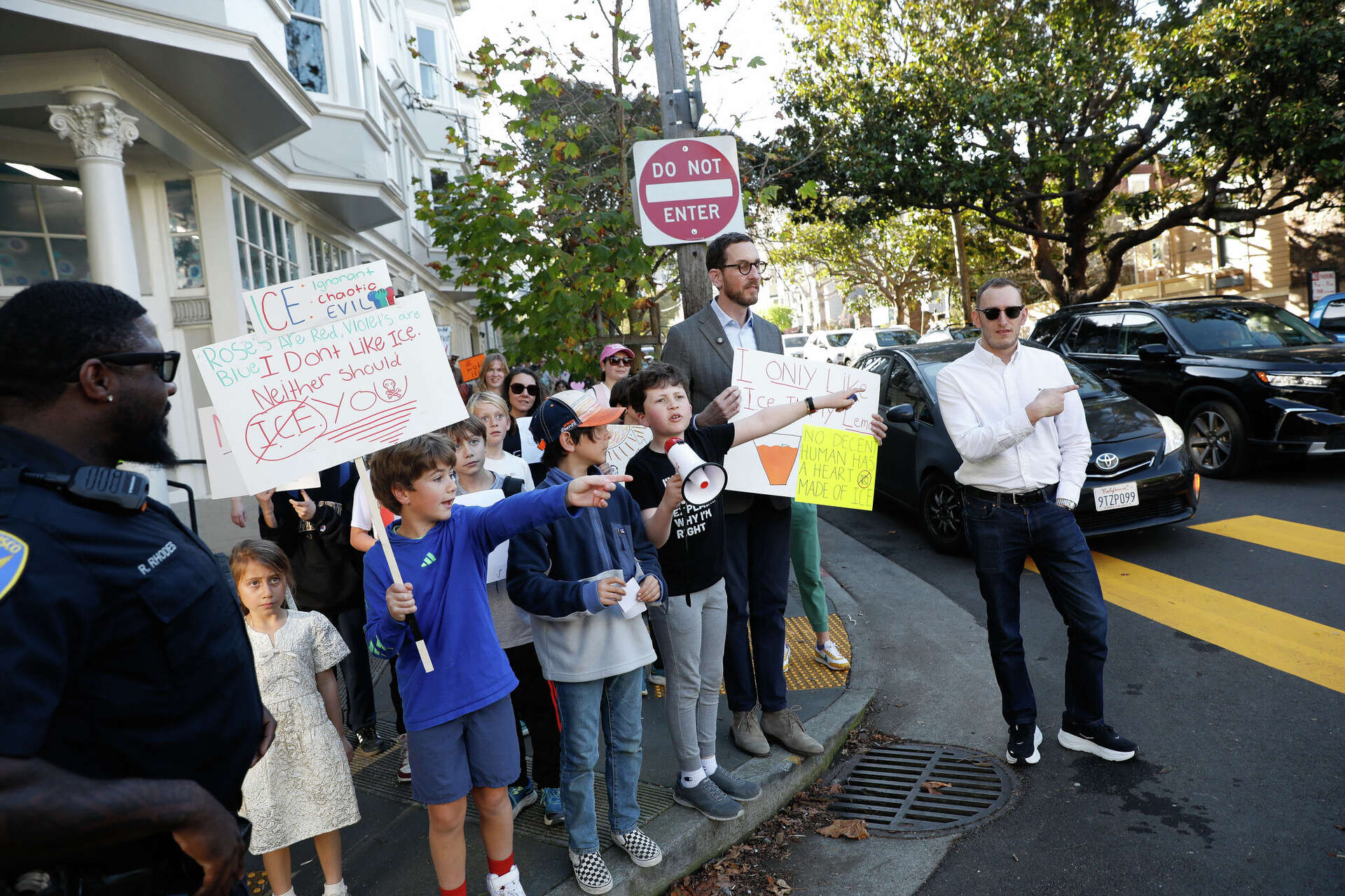 ‘All hands on deck’: S.F. elementary school students protest ICE