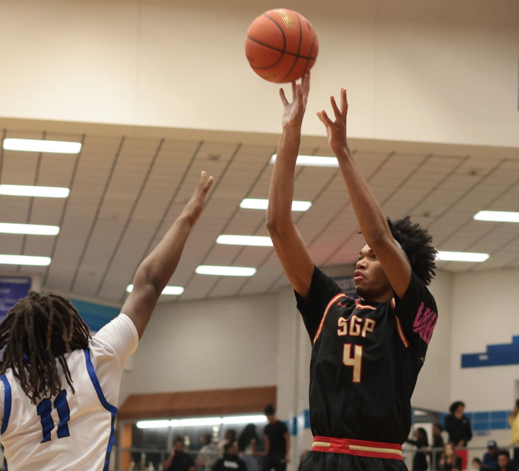 High school basketball: Denton Ryan girls clinch district and more