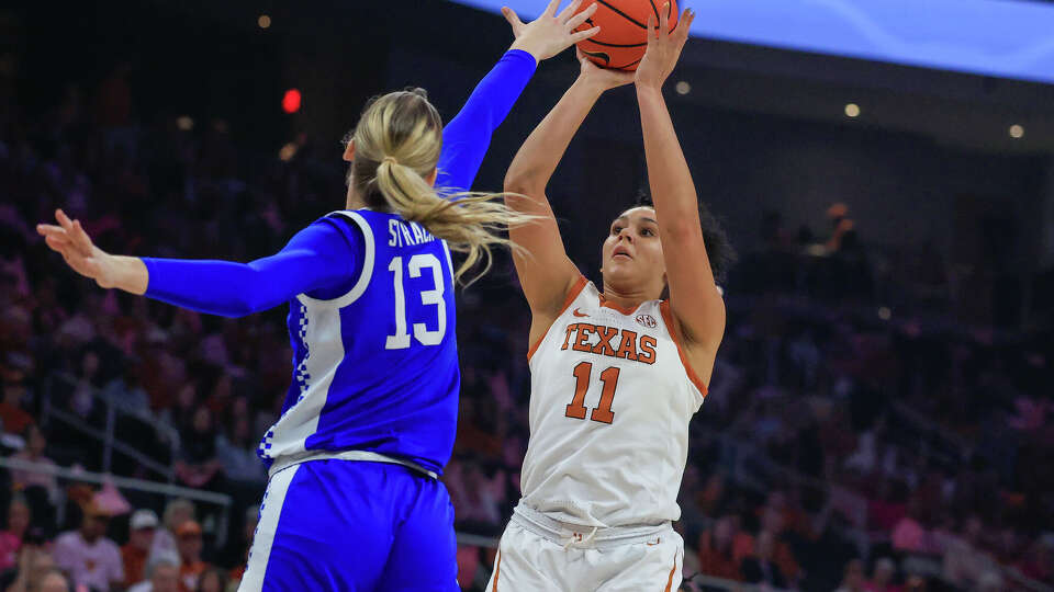 Seven Lakes alumnus Justice Carlton bailed out the Longhorns on a rough offensive night Monday as they found a way to beat Kentucky despite being far from their best.