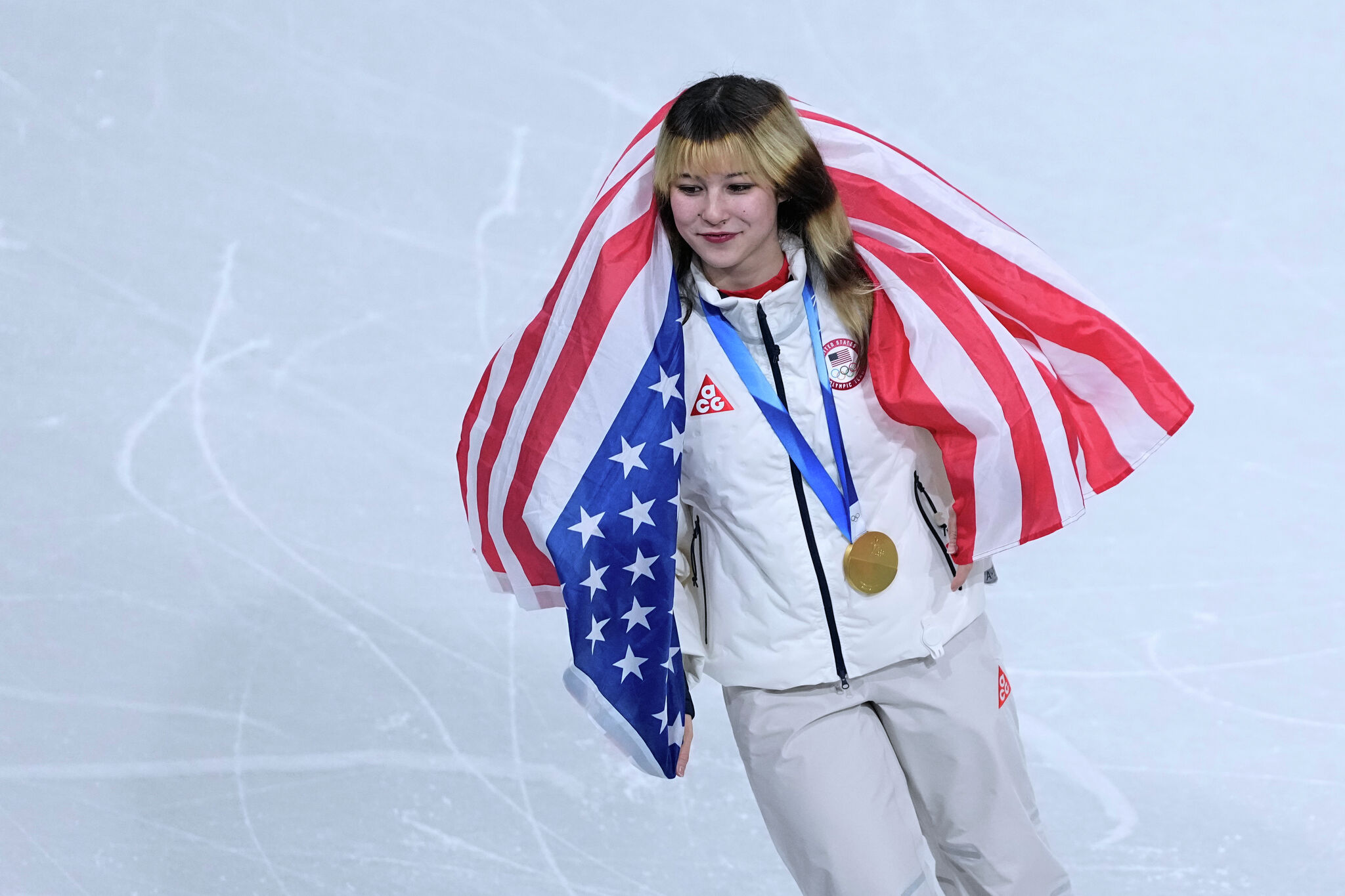 Officials launch investigation after Bay Area Olympian breaks medal - SFGATE