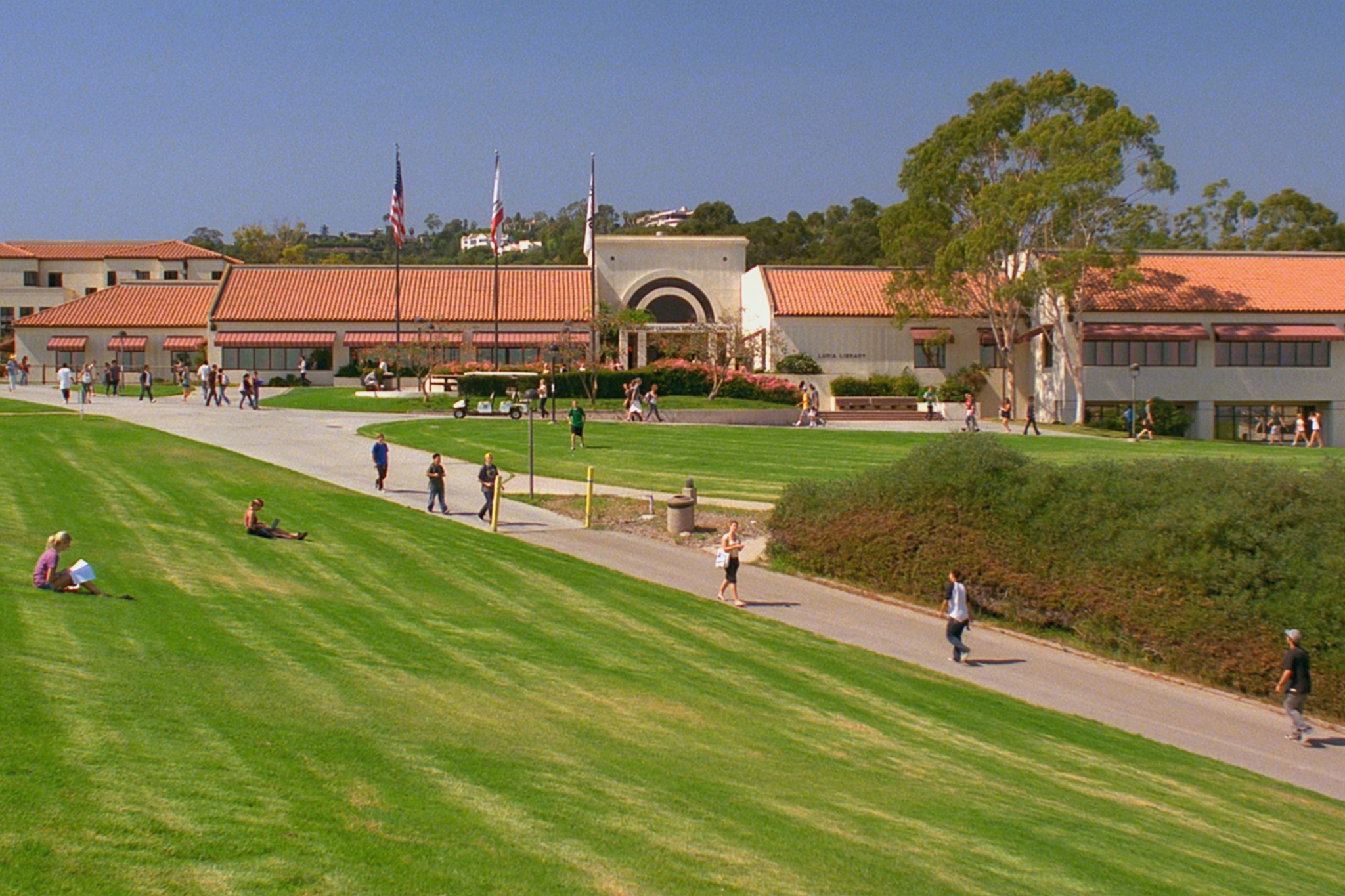 Calif. college's foundation admits unauthorized use of $20M MacKenzie Scott gift