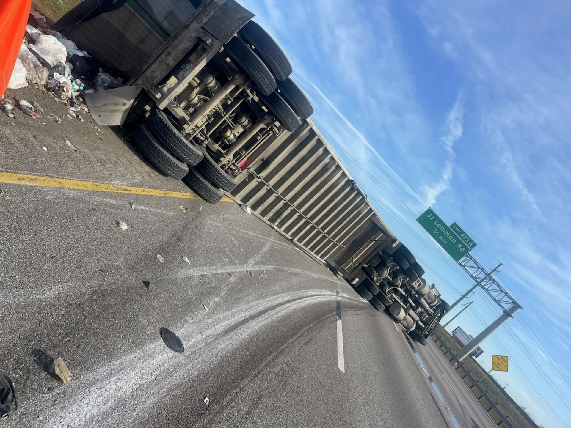Overturned 18-wheeler blocks I-20 in Dallas; cleanup to take hours
