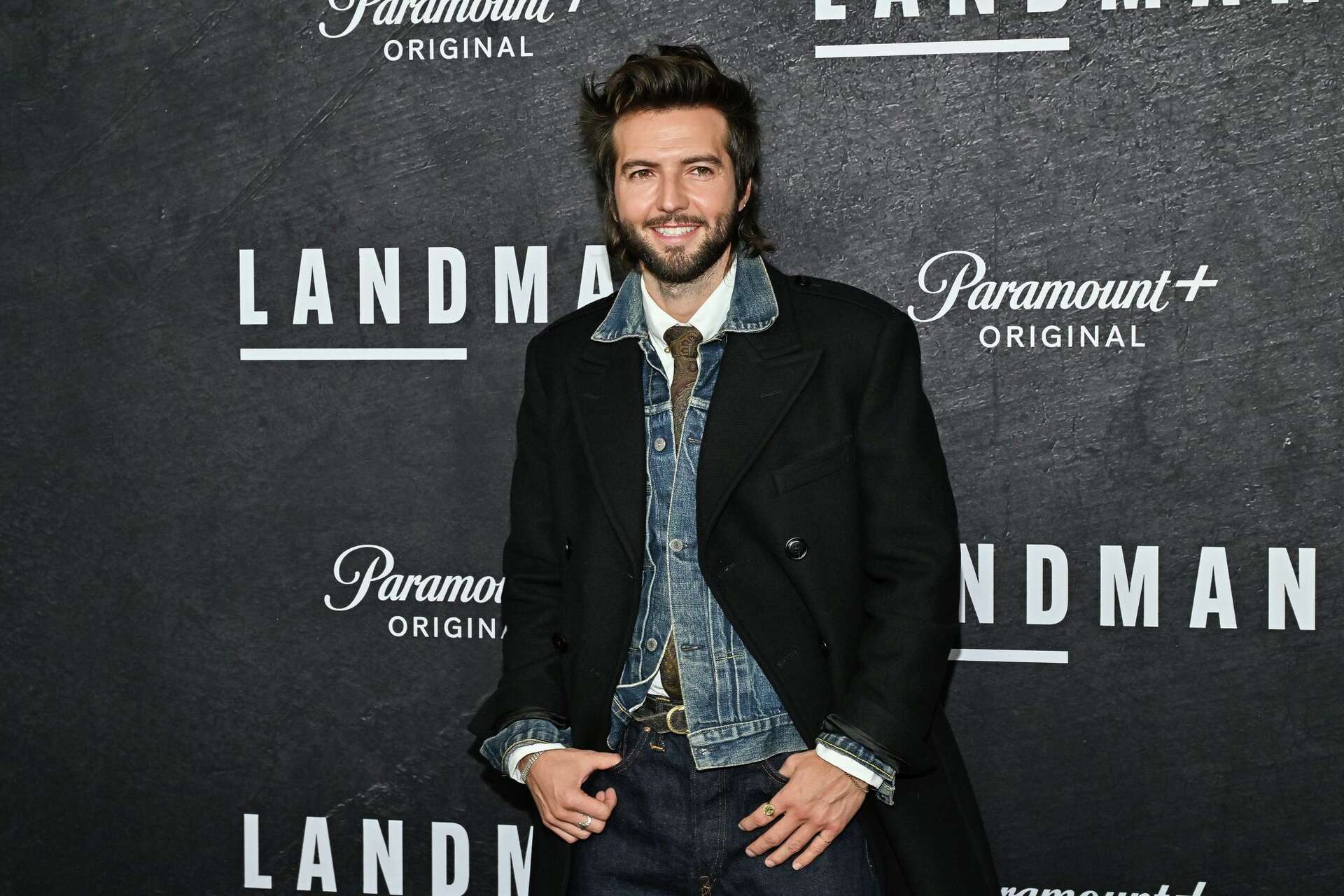 Guy Burnet Net Worth: How Rich Is The Hollywood Actor?