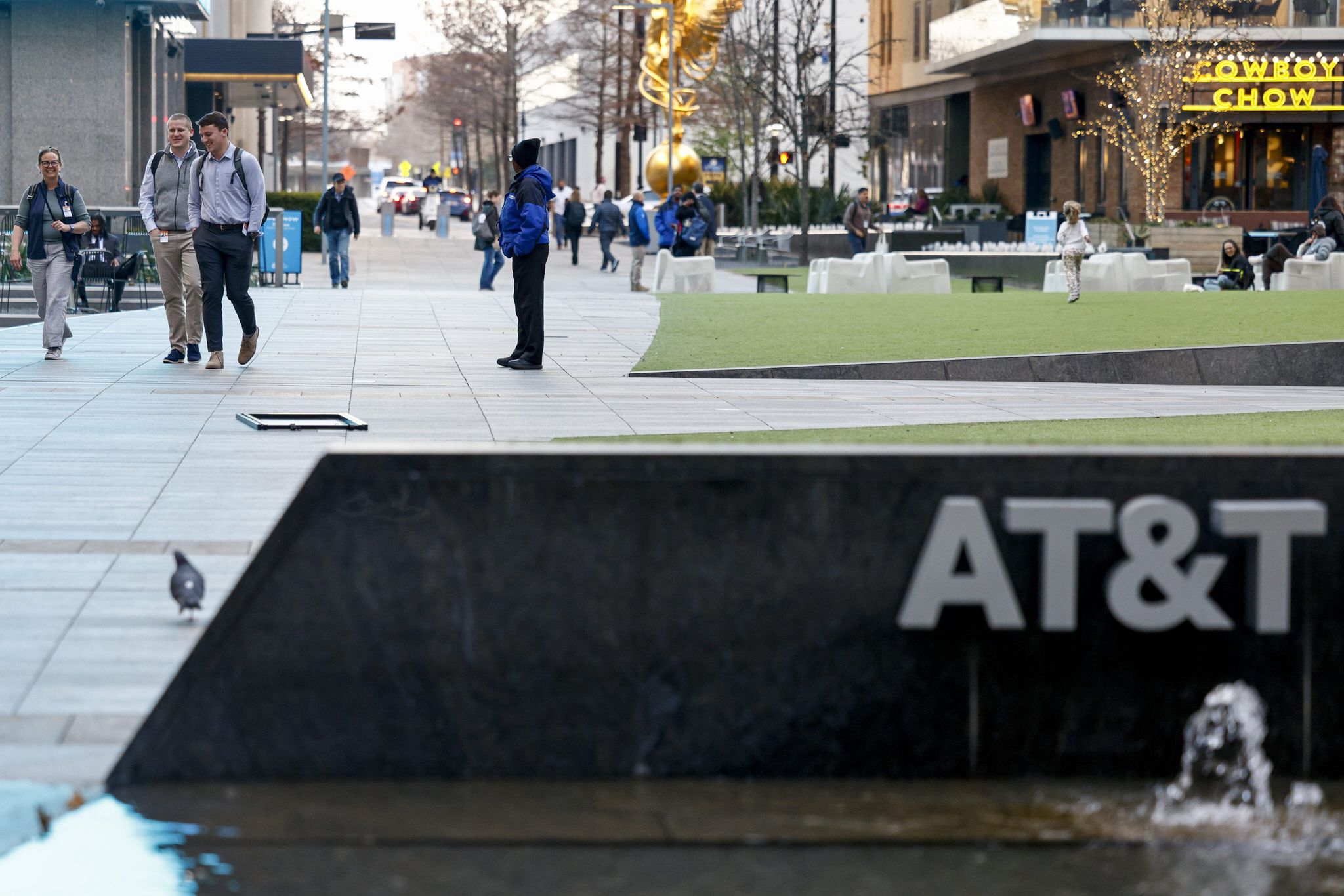 AT&T in Dallas: A timeline of the telecommunication giant's time in ...