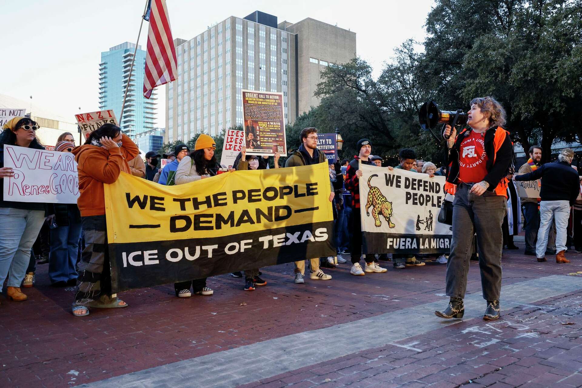 Over 300 protesters against ICE gather in Fort Worth Saturday