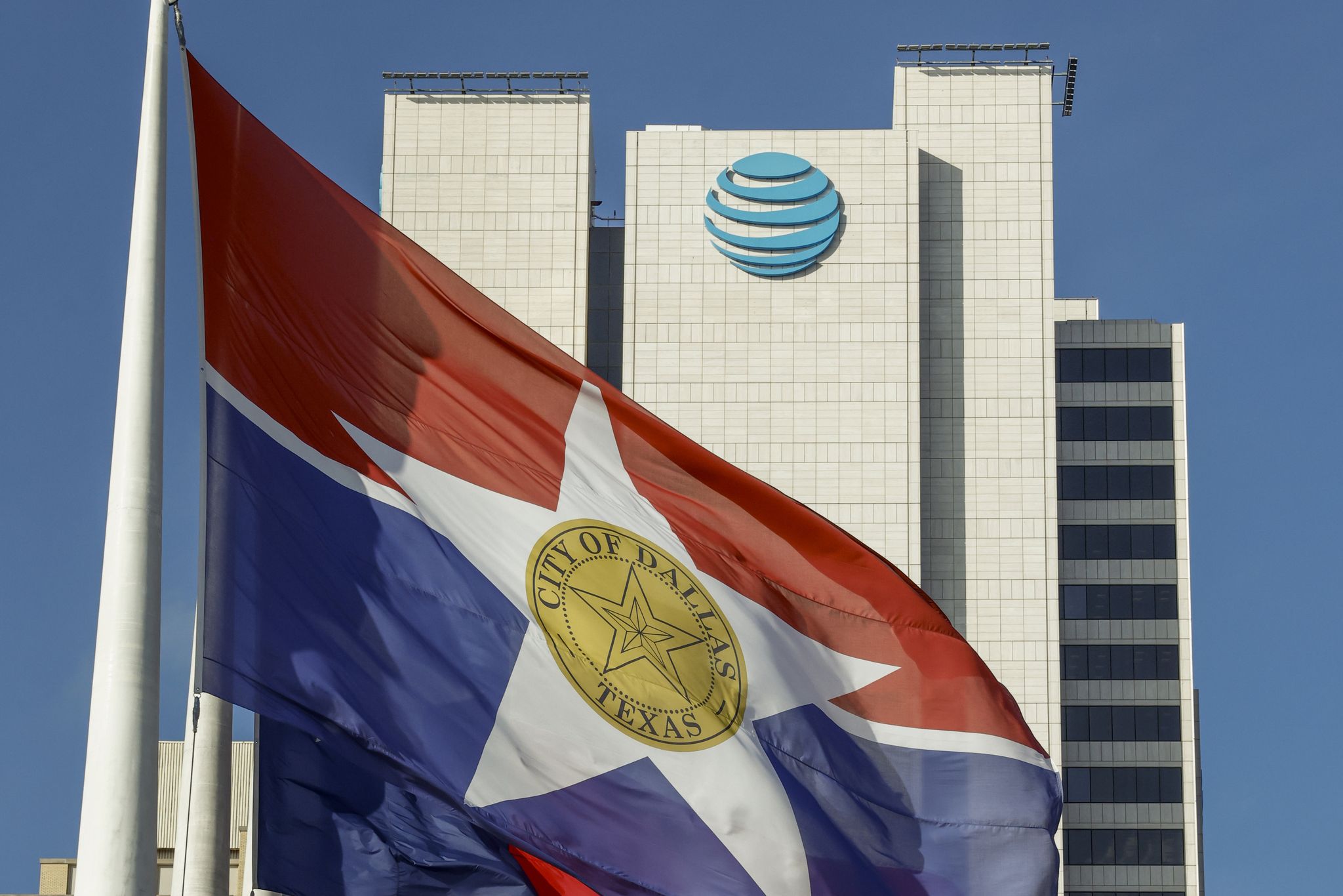 AT&T completes $6 billion Lumen deal to bulk up fiber customer base