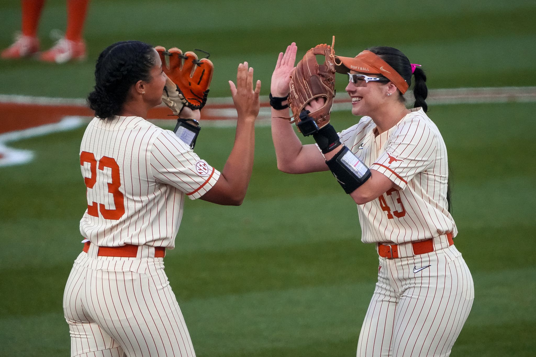 Texas vs Abilene Christian: Replay as Reese Atwood sets HR mark in win