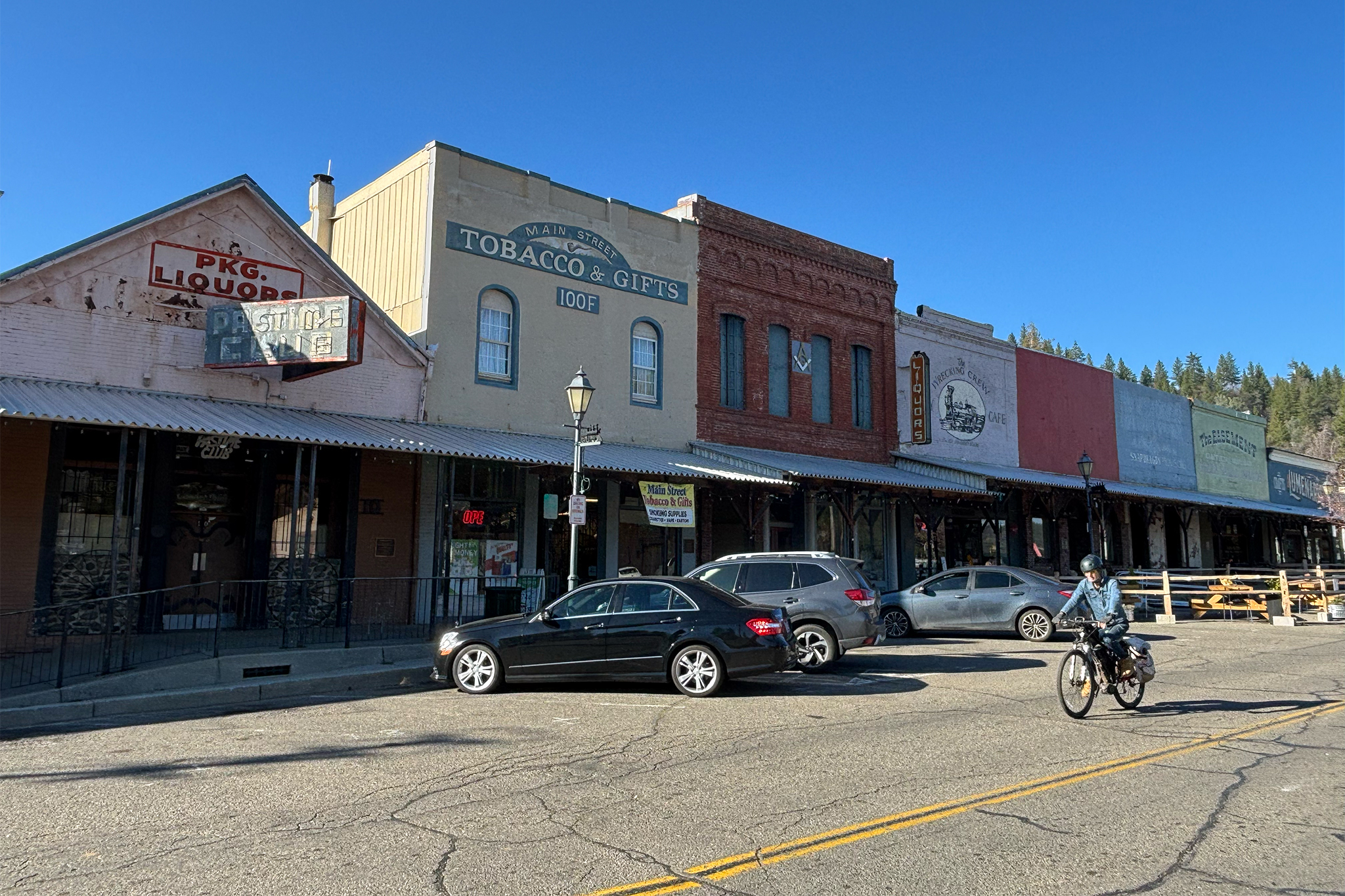 This tiny California town gets overrun when Tahoe's roads are a mess