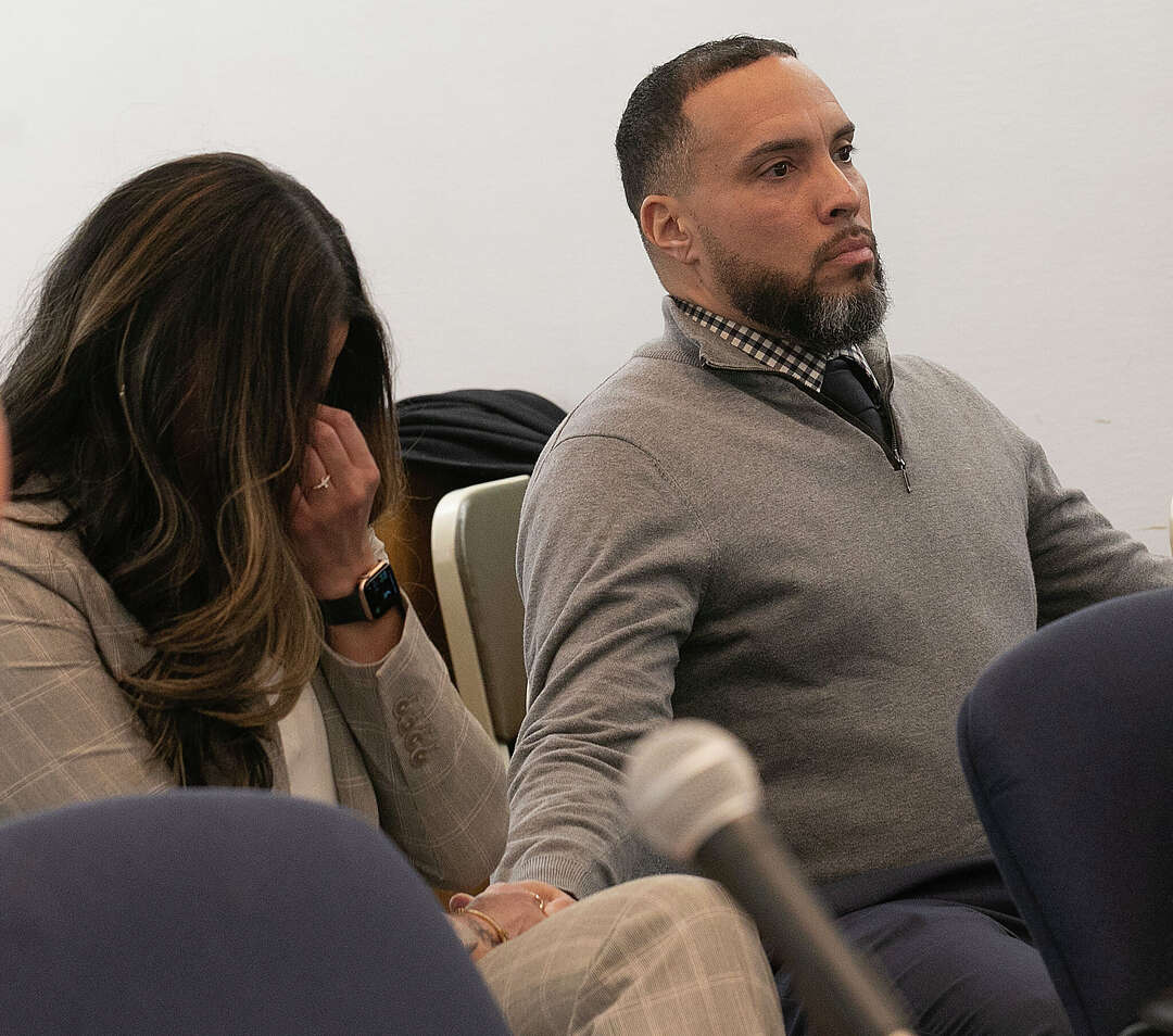 Charges dismissed for 3 New Haven cops in Randy Cox case