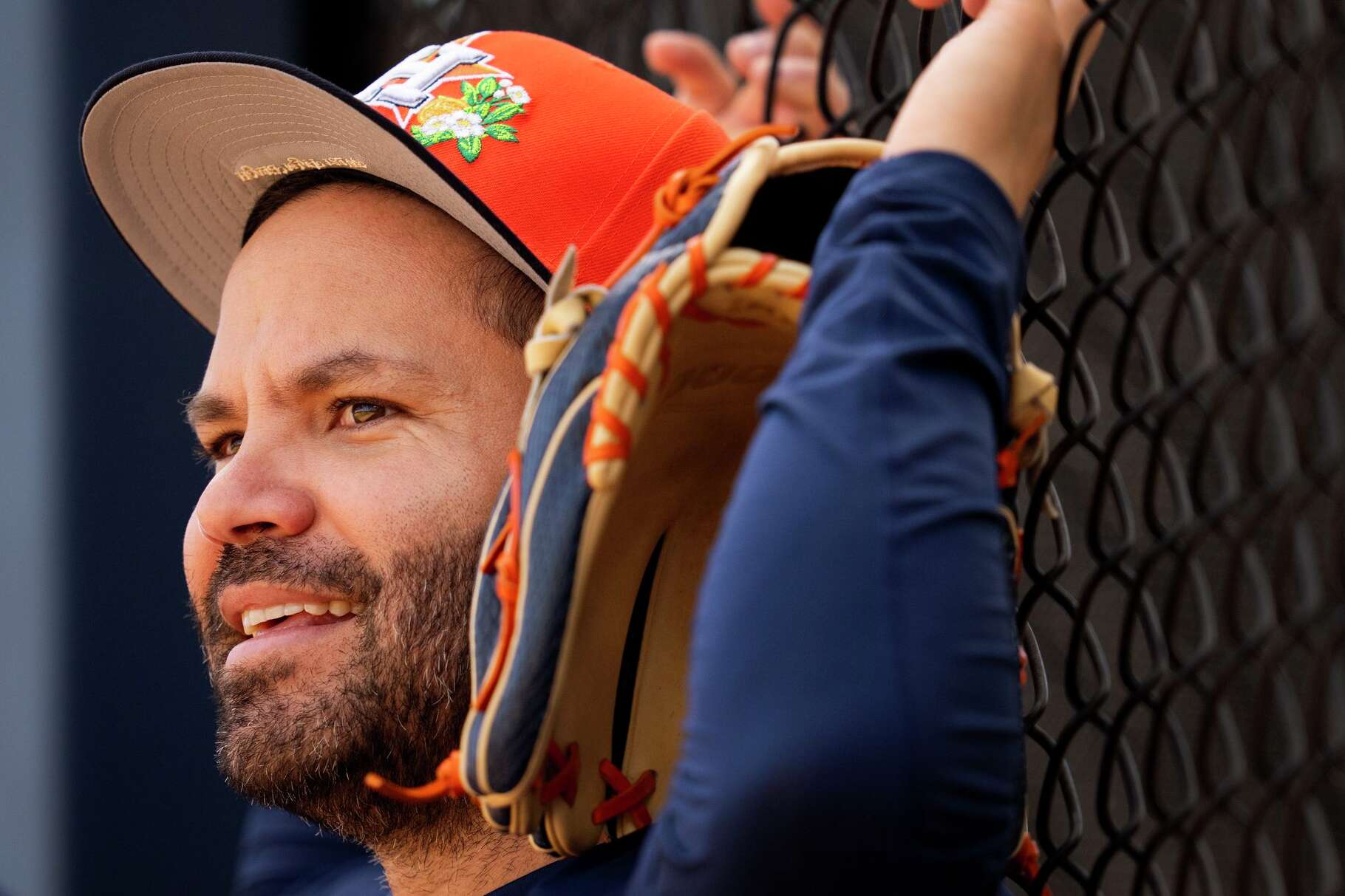 Houston Astros Jose Altuve (27) takes a break during Spring Training at CACTI Park of the Palm Beaches in West Palm Beach, Saturday, Feb. 14, 2026.