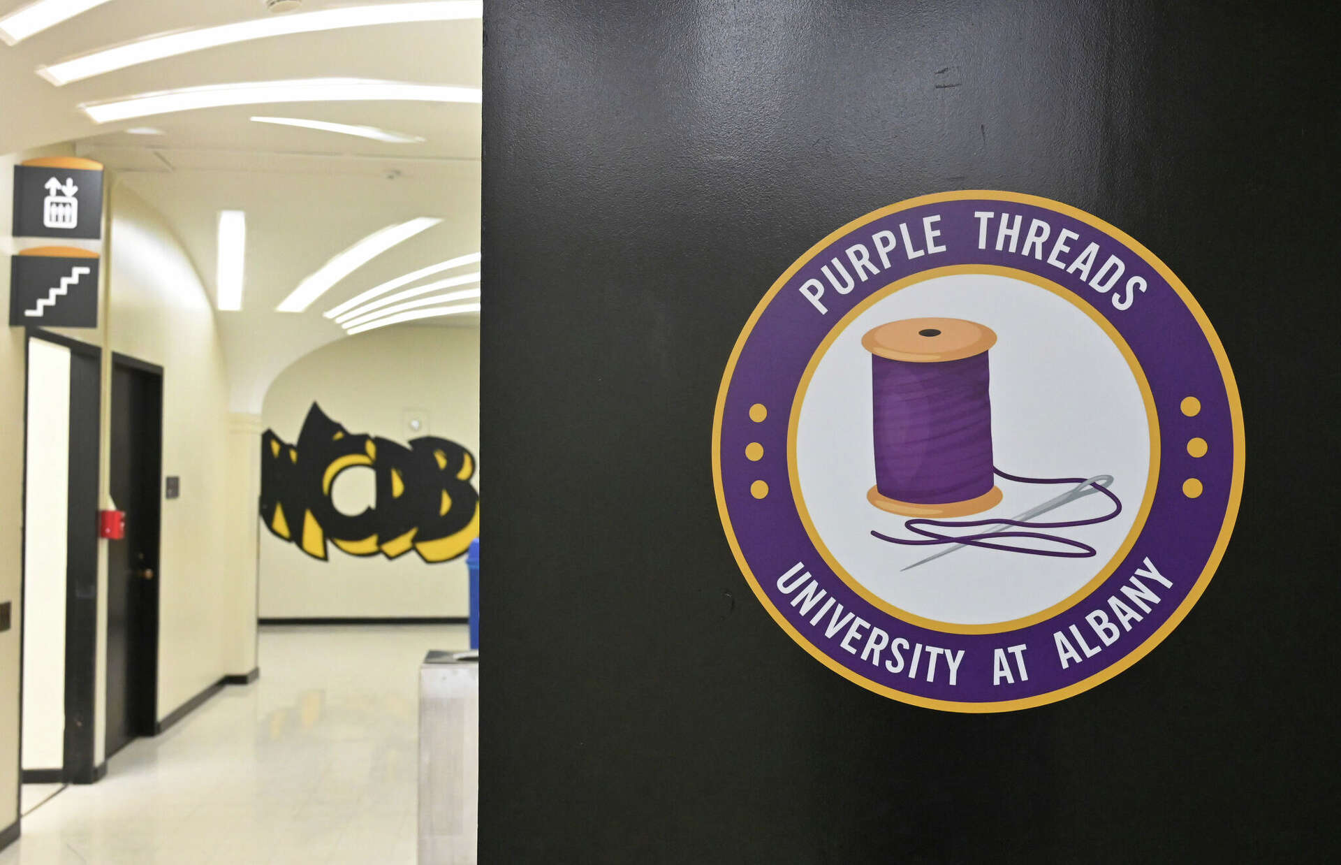Purple Threads provides free interview clothing to UAlbany students