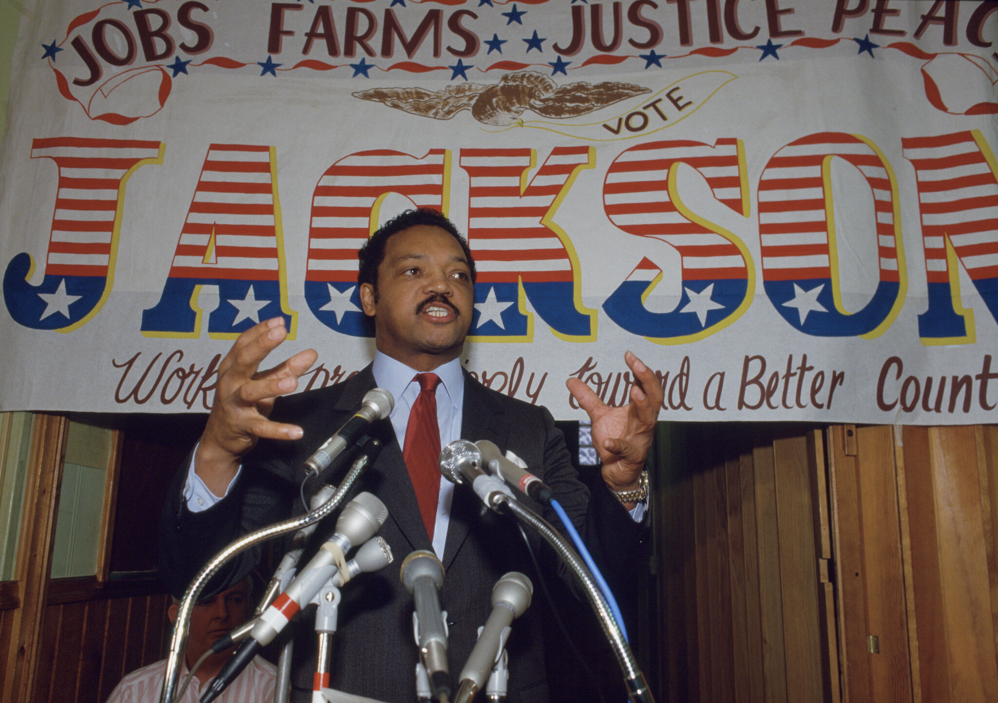 Rev. Jesse Jackson, MLK aide and civil rights activist, dies