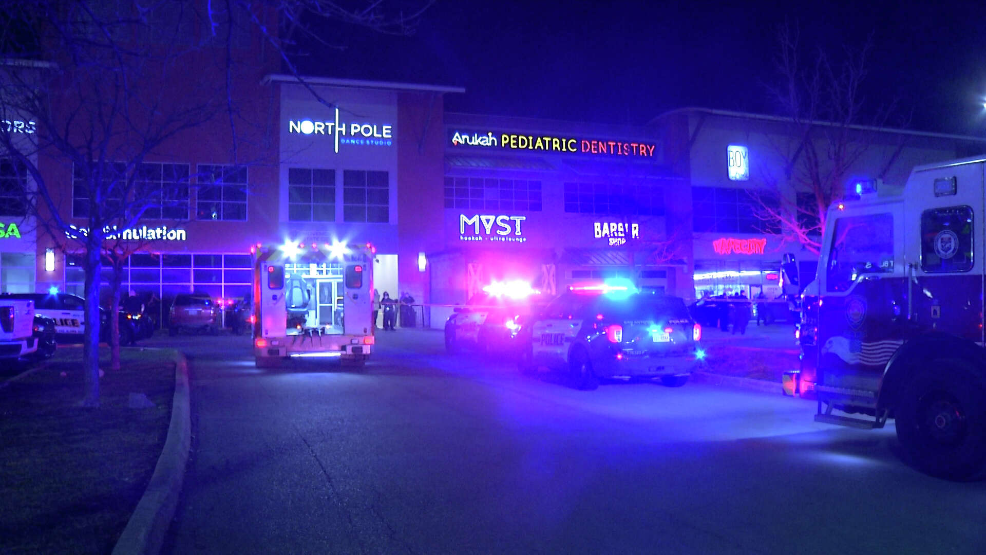 Shooting kills two at hookah lounge on far North Side