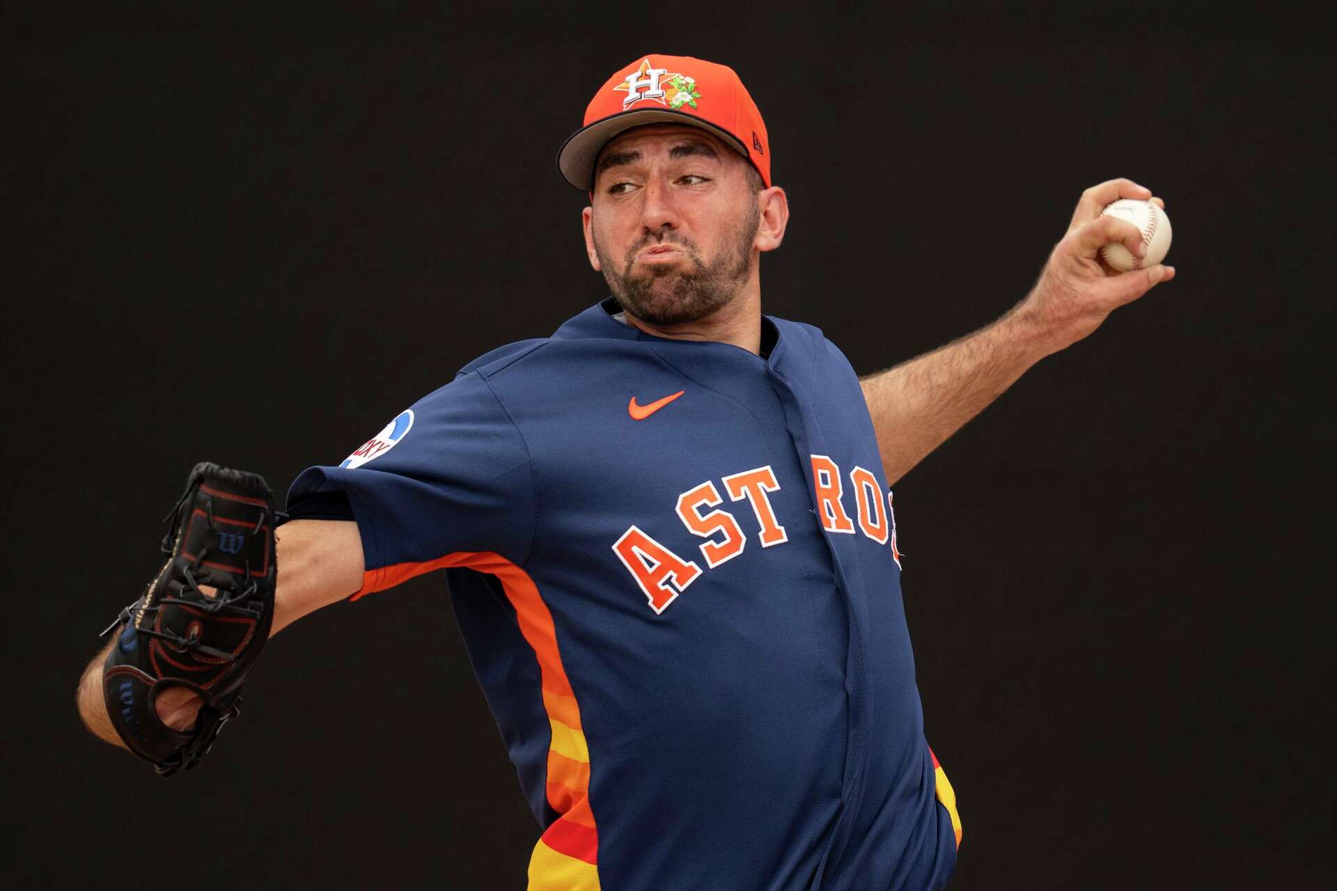 Houston Astros option Colton Gordon and Miguel Ullola to minors