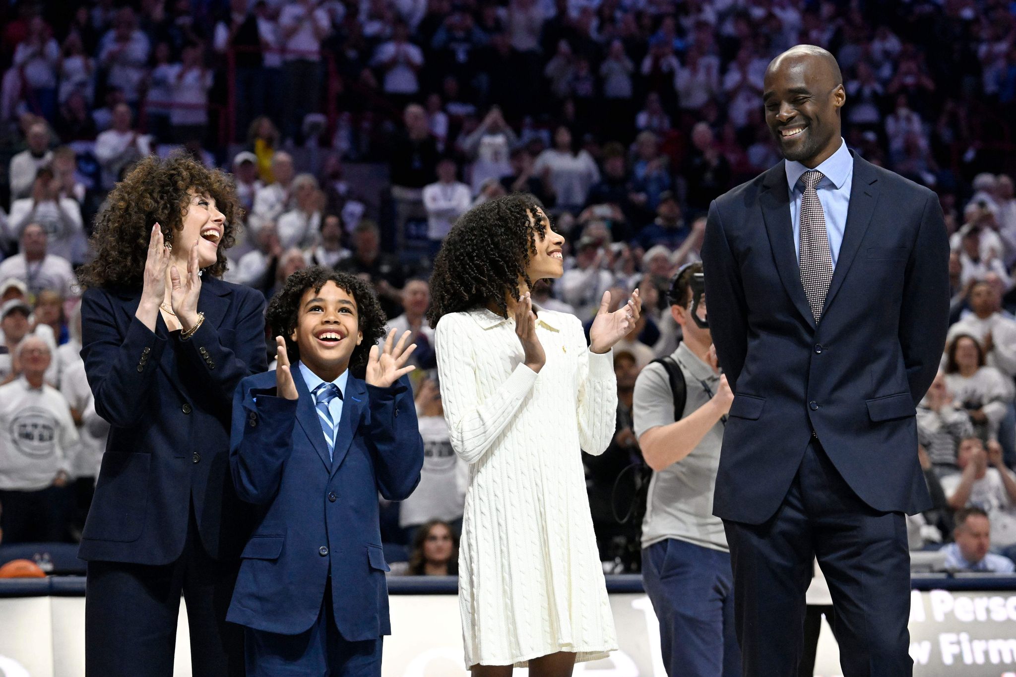Emeka Okafor becomes third UConn men’s basketball player to have number ...