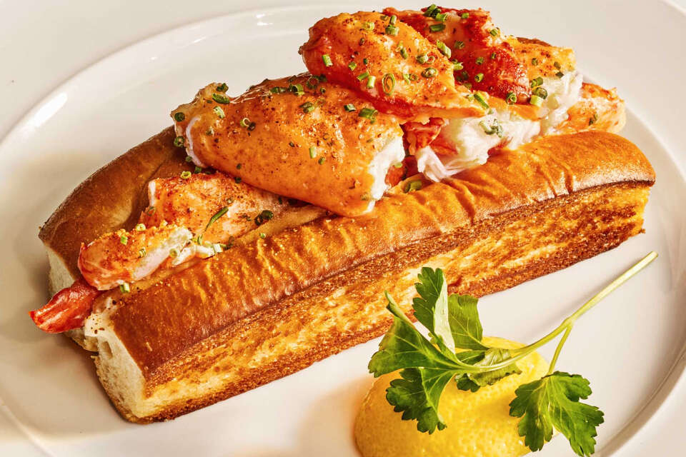 Orange County’s $10M-per-year restaurant is a gorgeous disappointment