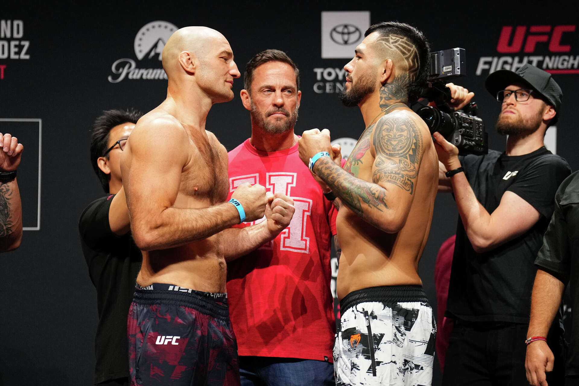 Who is fighting on UFC Fight Night card in Houston? What's at stake?