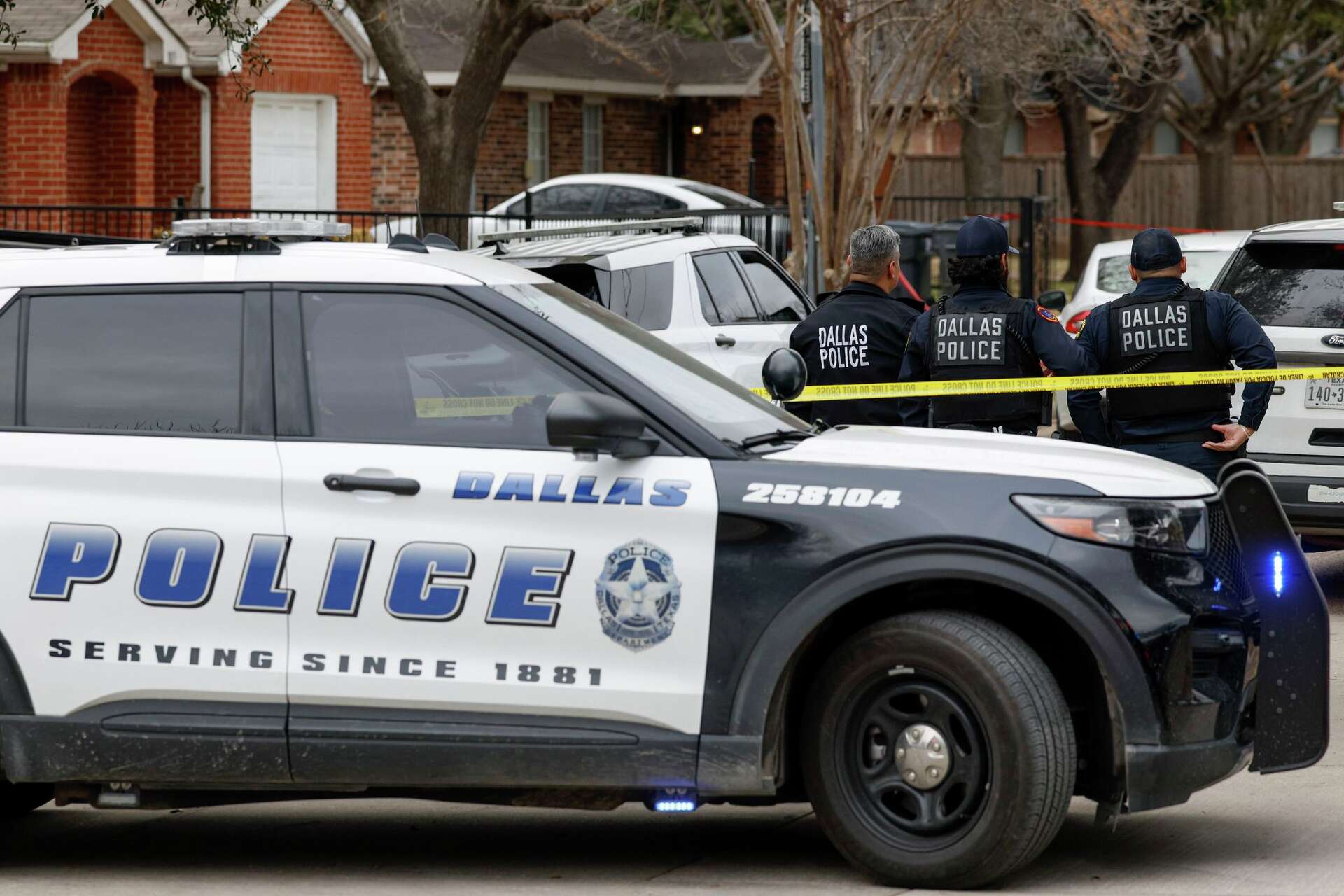 2 men dead following shooting in Old East Dallas Sunday afternoon
