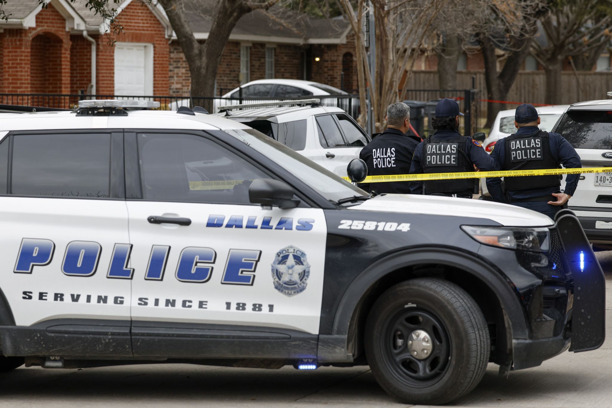 2 men dead following shooting in Old East Dallas Sunday afternoon