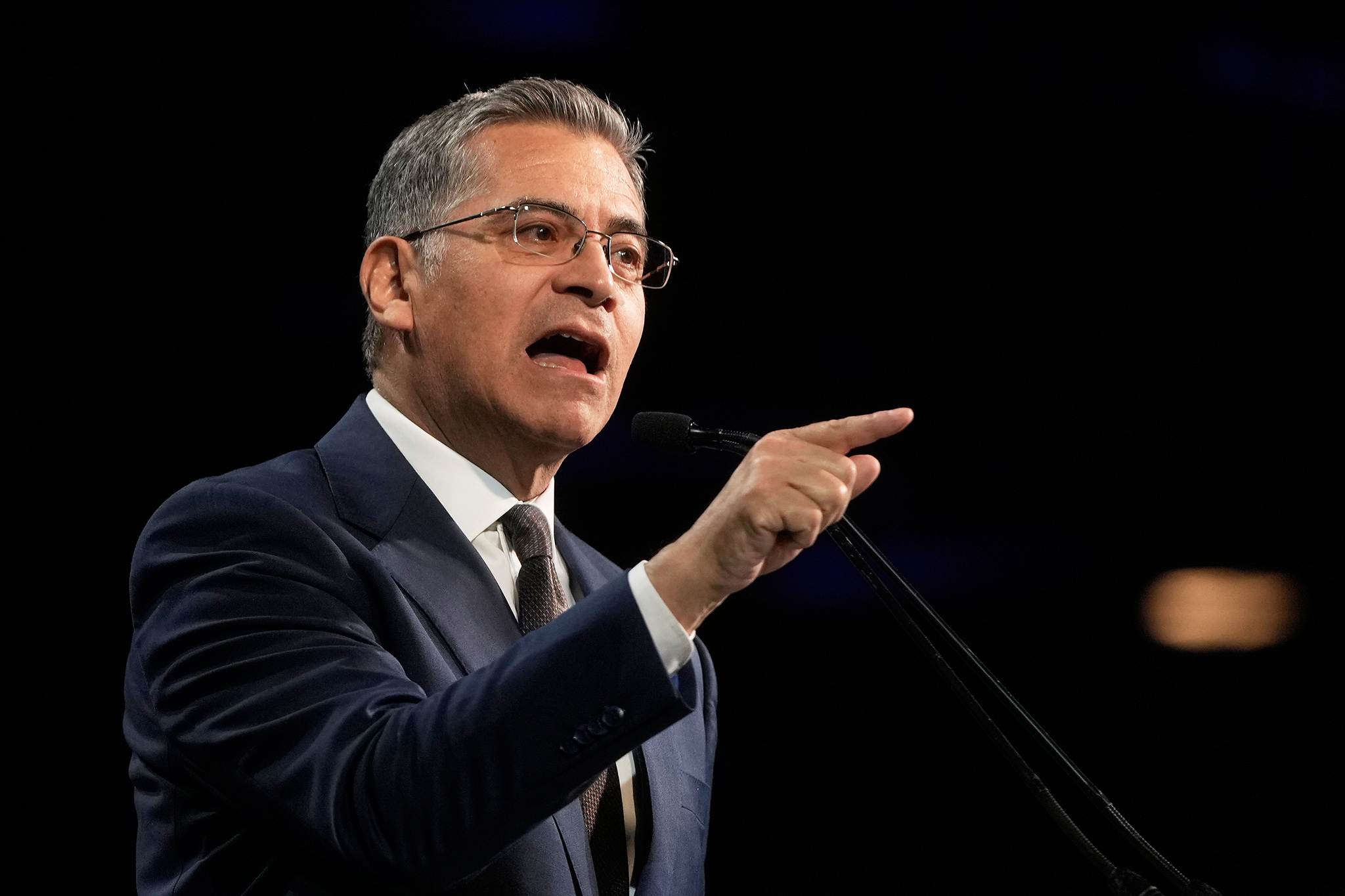 California Governor Candidate Critiques Debate Format as Detrimental to Campaign Strategy