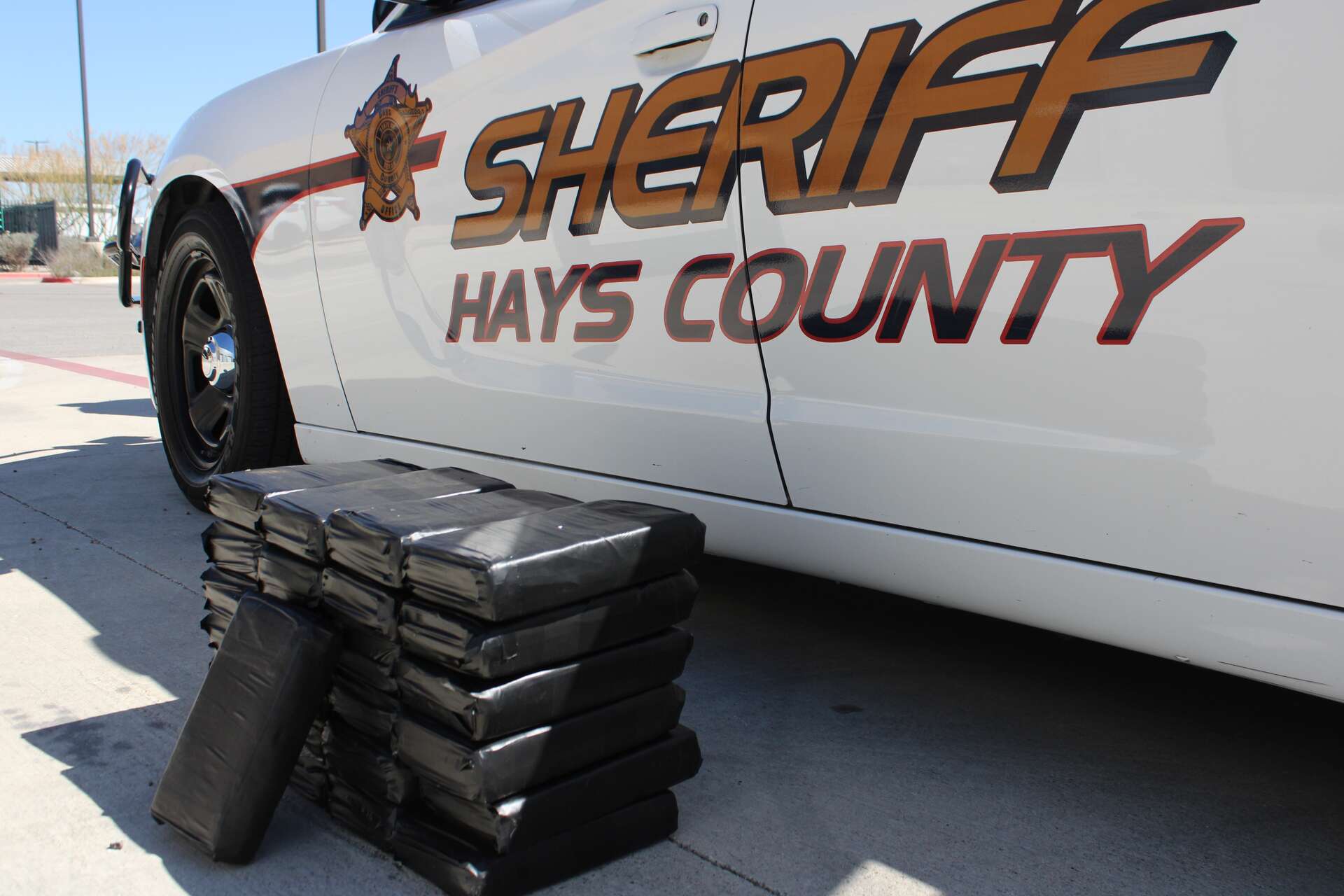 Hays County deputies seize $325,000 worth of cocaine in Kyle