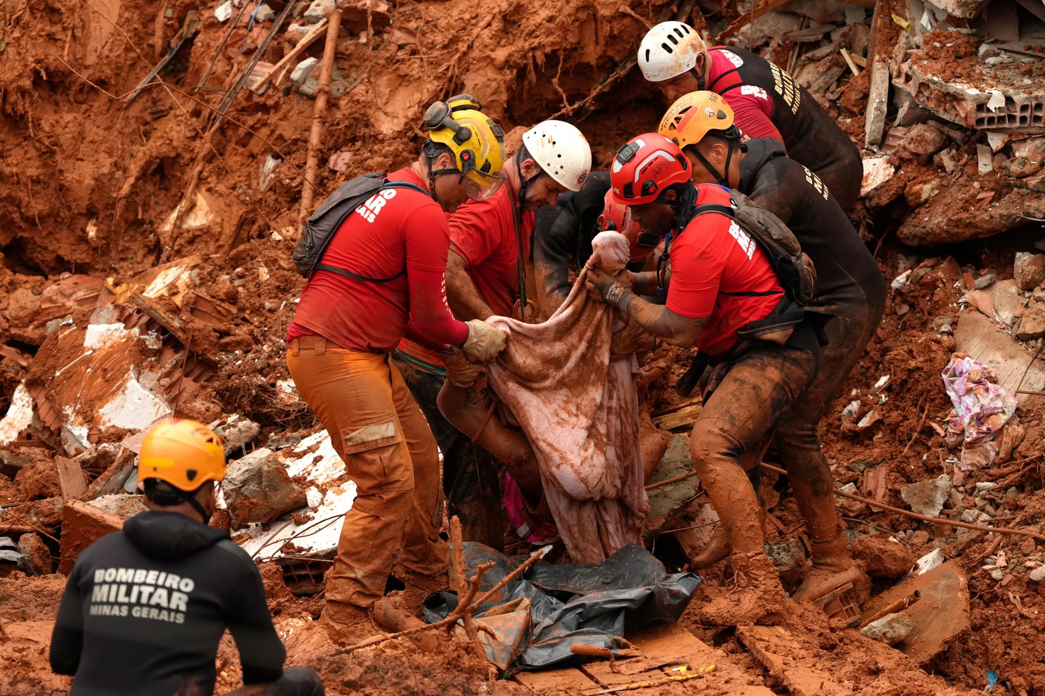 Floods ravage southeastern Brazil and kill 46 as rescuers race to find ...