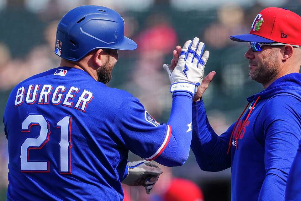 What we learned about the Rangers this week: Flipping Burgers