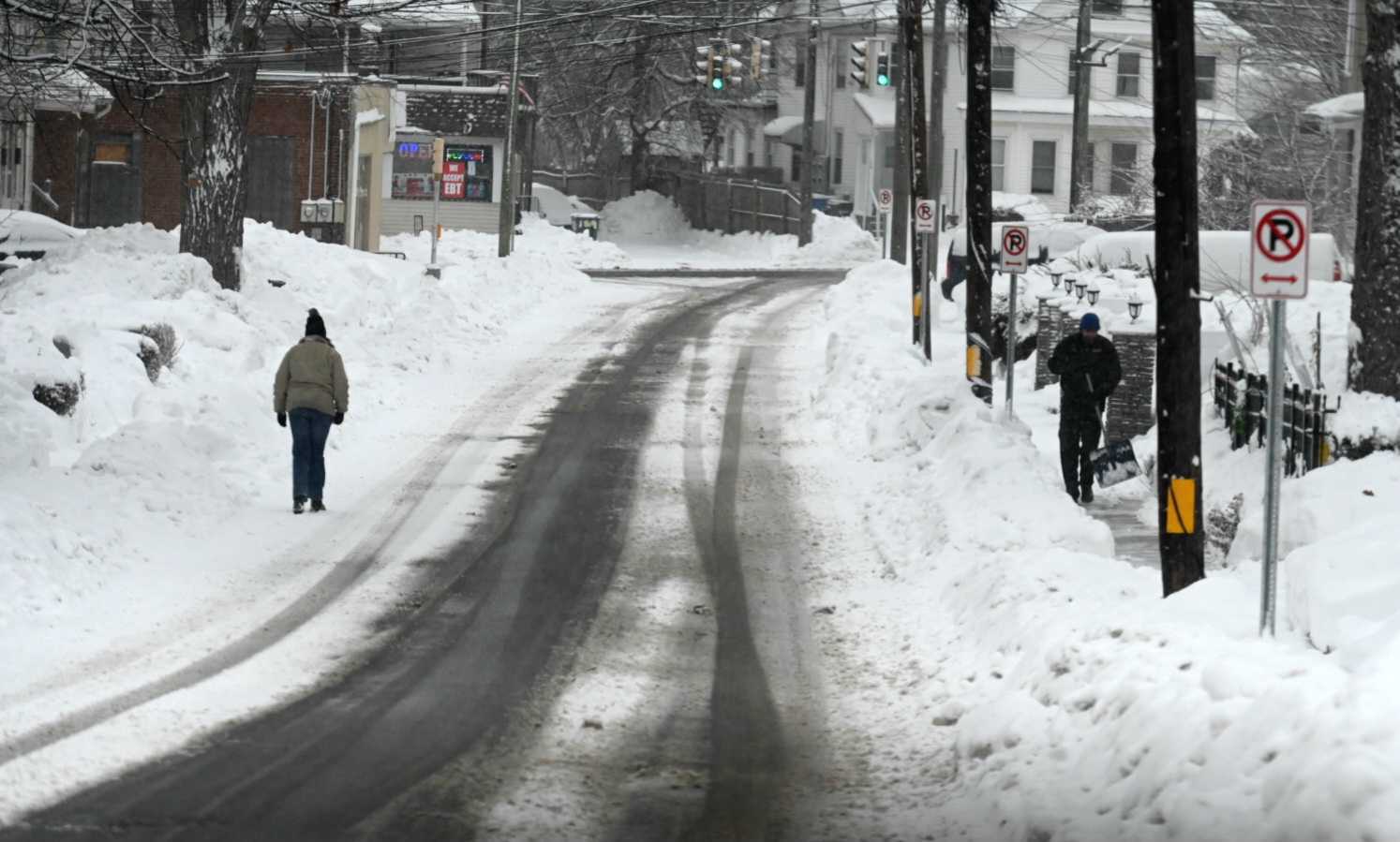 Black ice, freezing fog in CT could lead to slippery roads Thursday
