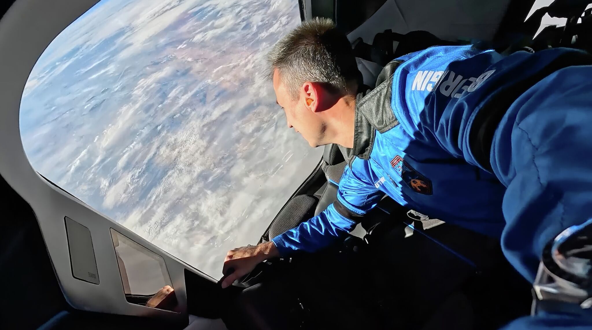 Space tourism stalls as Blue Origin, Virgin Galactic pause flights