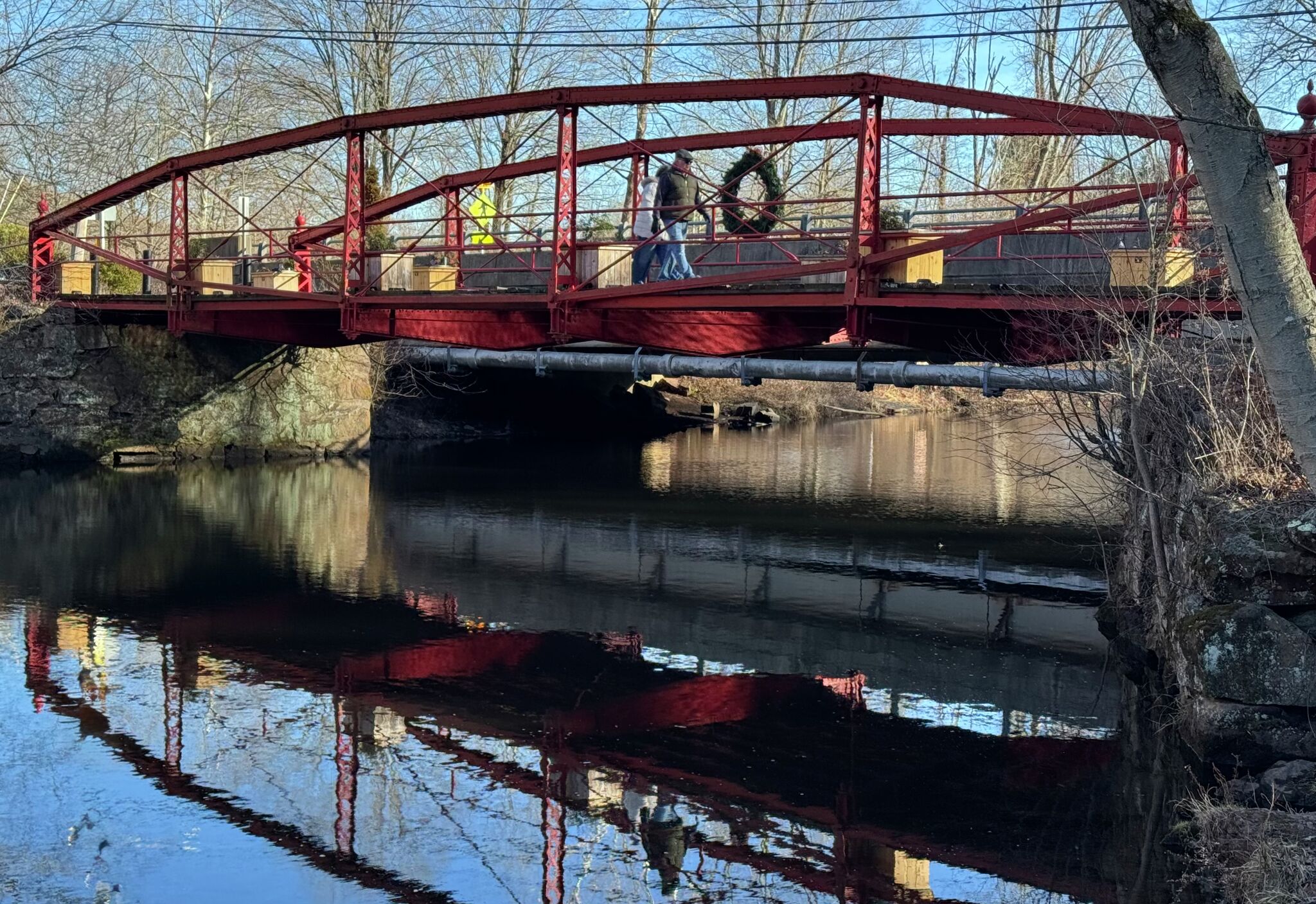 8 Connecticut hikes near trail bridges to explore this spring
