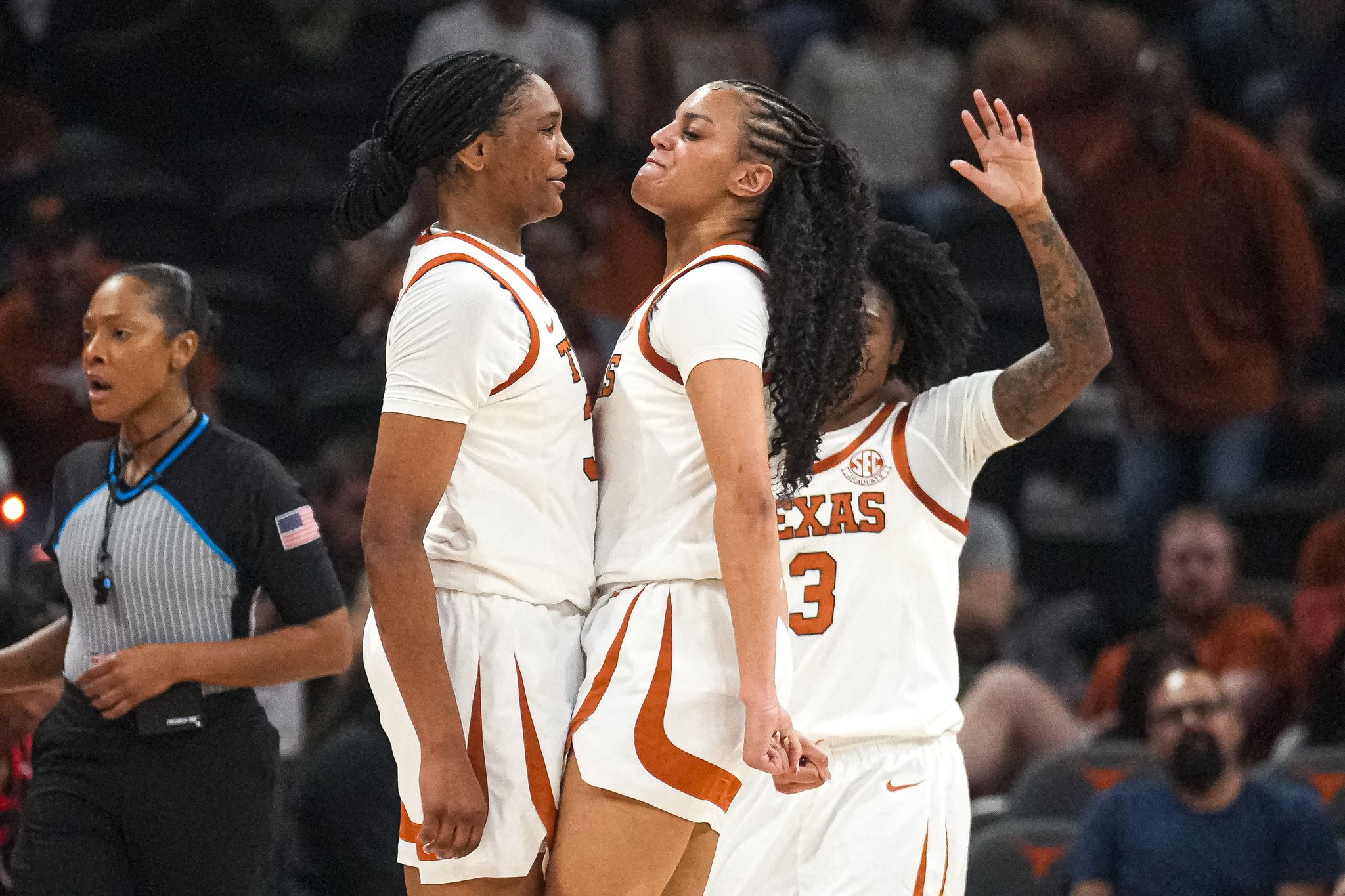 Texas Longhorns women's basketball beats Georgia in final home game