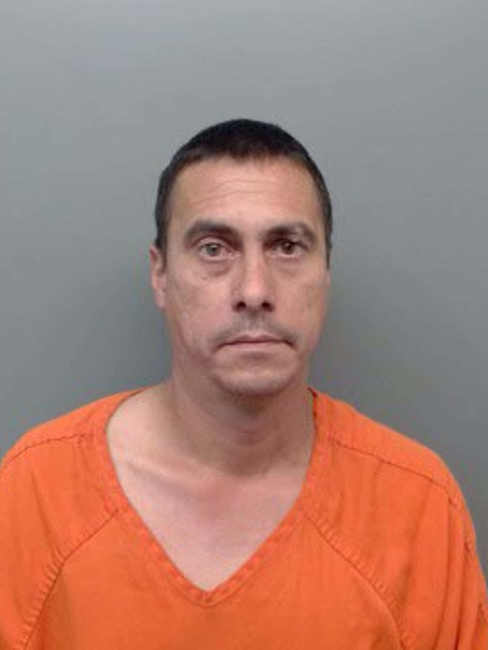 LPD: Laredo man arrested after threatening to kill woman with knife