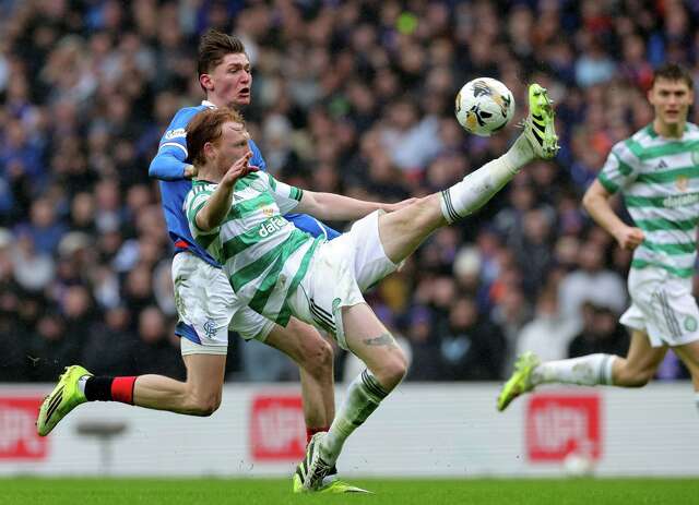 Rangers and Celtic draw 2-2 to boost Hearts' Scottish title bid