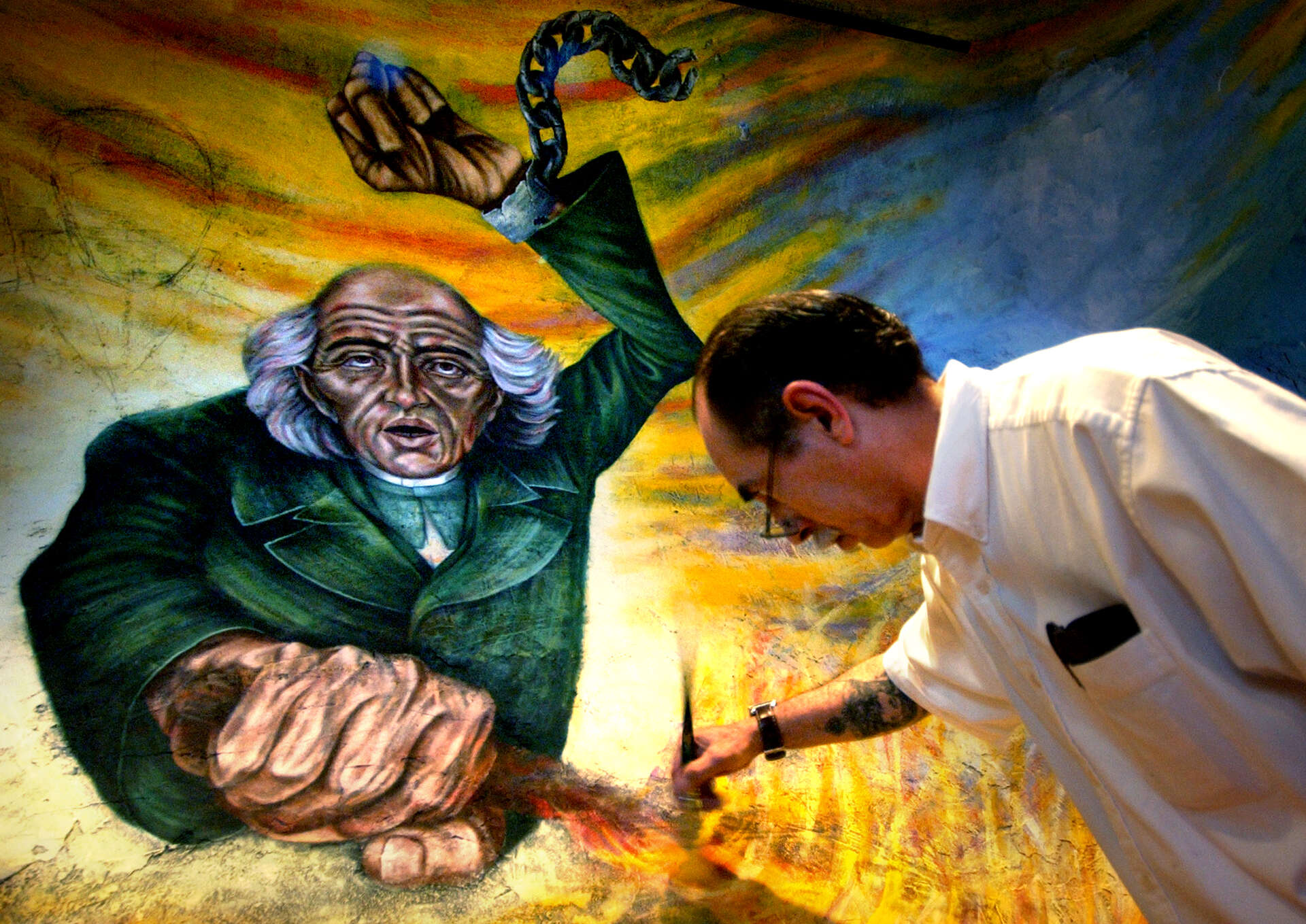 San Antonio Explained: What's the story of the Mi Tierra mural