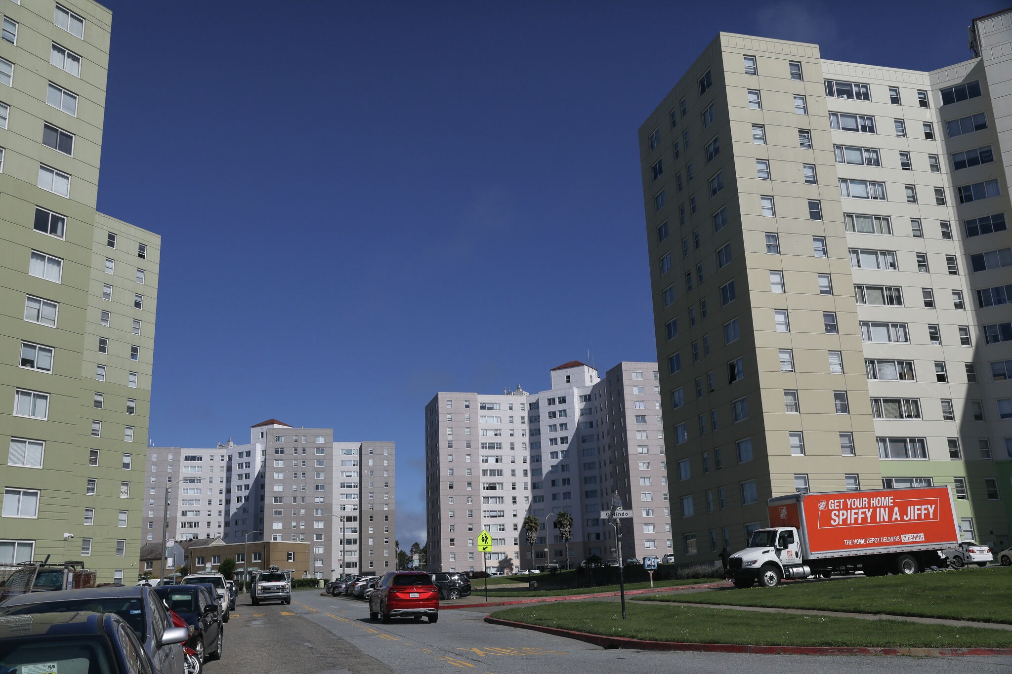 https://s.hdnux.com/photos/01/63/55/45/30333281/3/rawImage.jpg