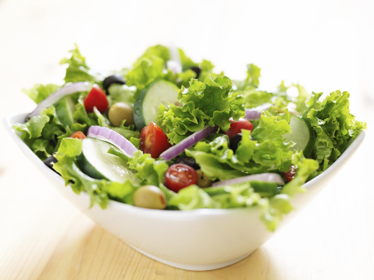 calories in green salad no dressing Green Salad: Calories, Nutrition and Health Benefits