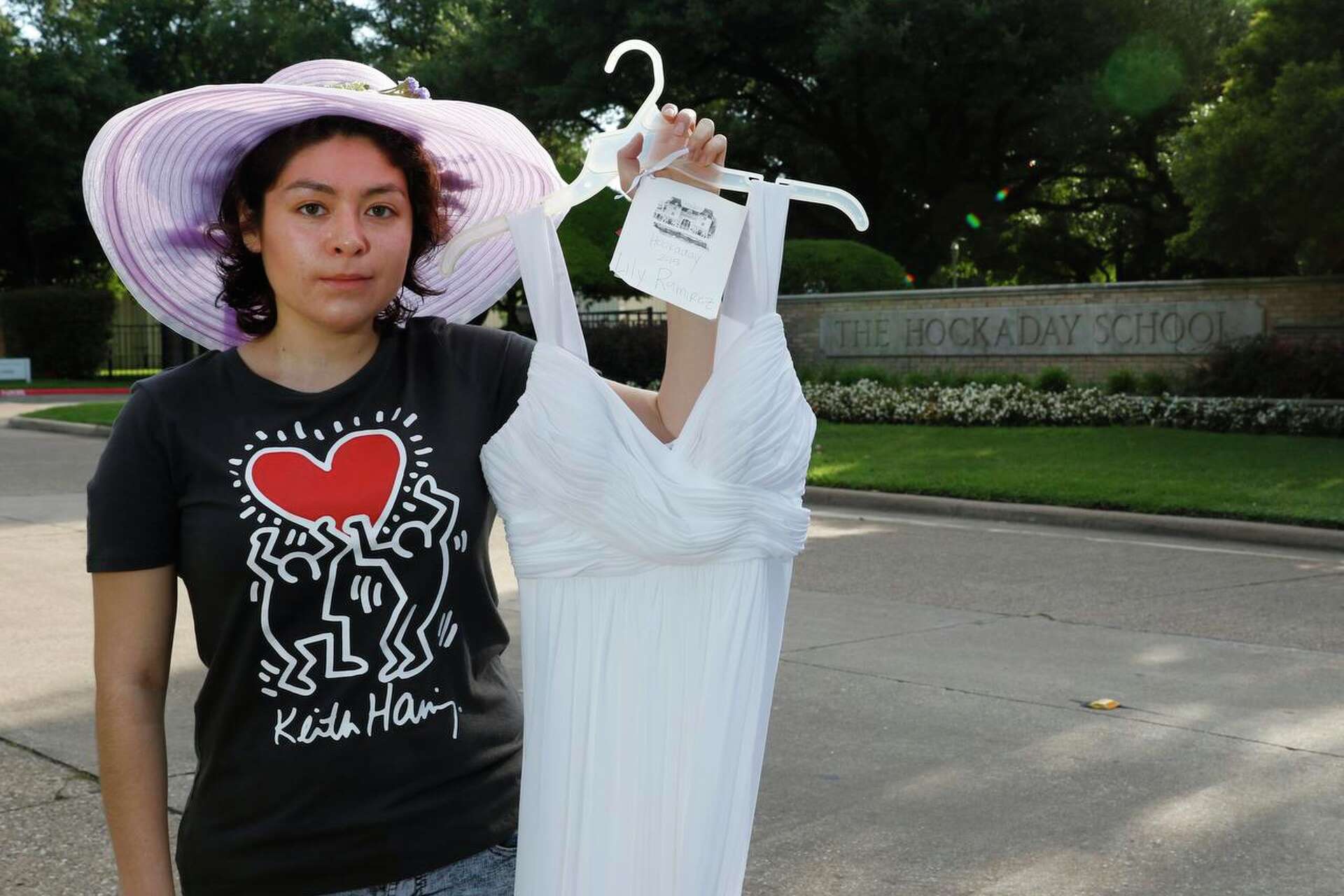 hockaday graduation dress In honor of the 110th Commencement tomorrow evening, here's a look back at some iconic white dresses and hats from years past!
