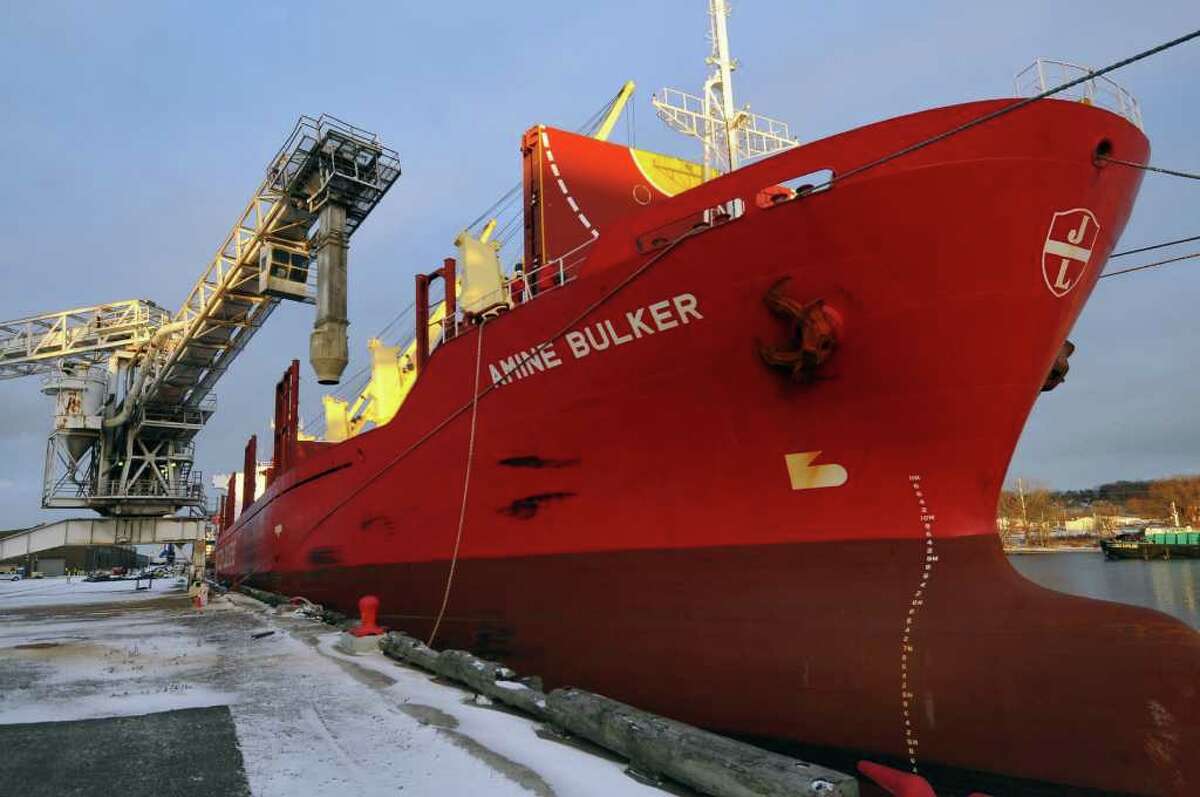 Russia grain drain boosts port