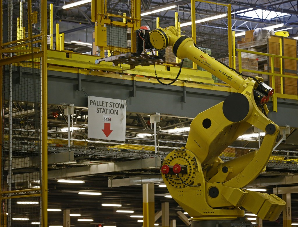 Op Machine Amazon Amazon is hiring 2,000 more full-time workers in North Texas